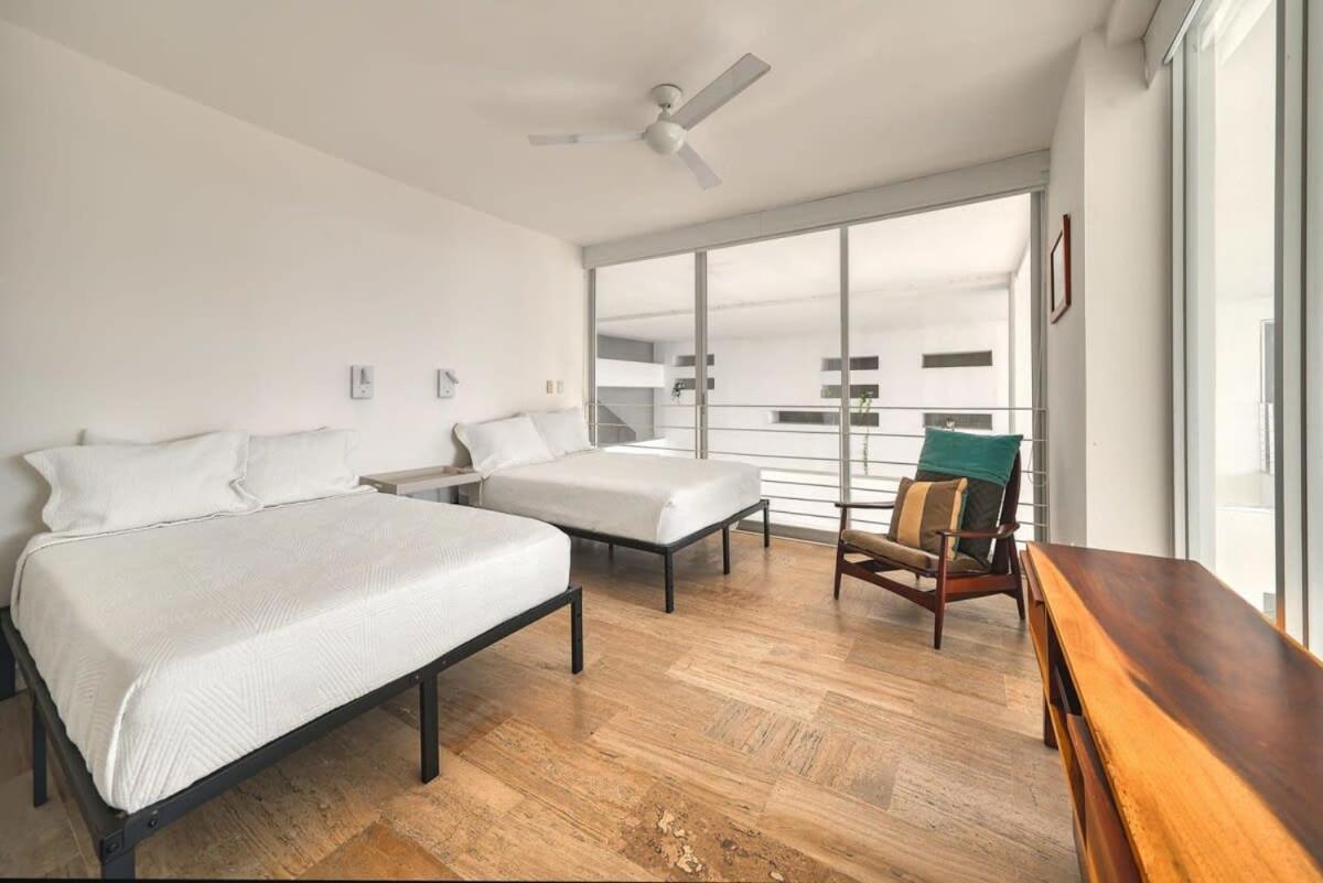 Breathtaking 3br W/ Private Jacuzzi - Pool Apartment