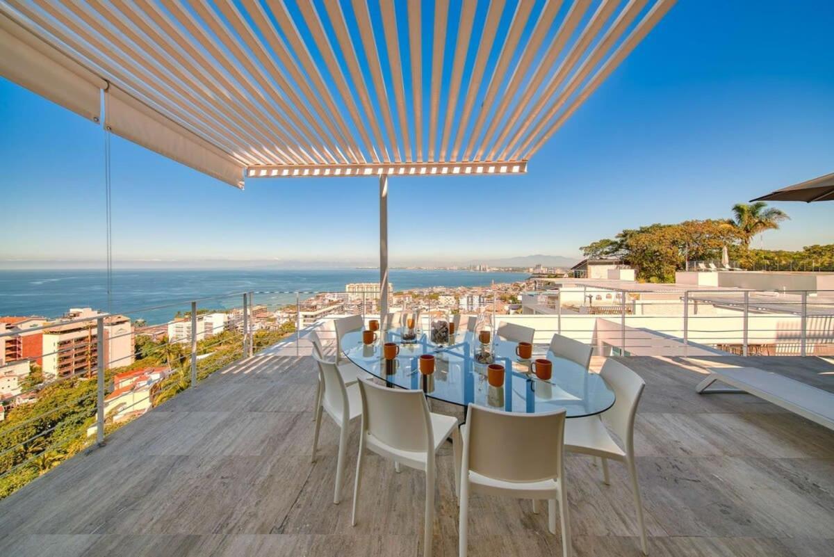 Breathtaking 3br W/ Private Jacuzzi - Pool Apartment