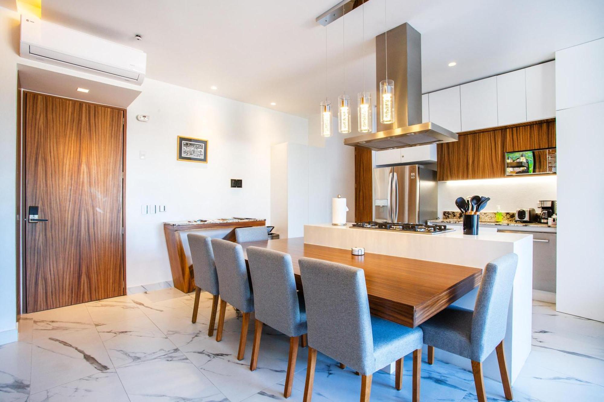 Holiday home 2 Bedroom Romantic Zone With Pool, Gym