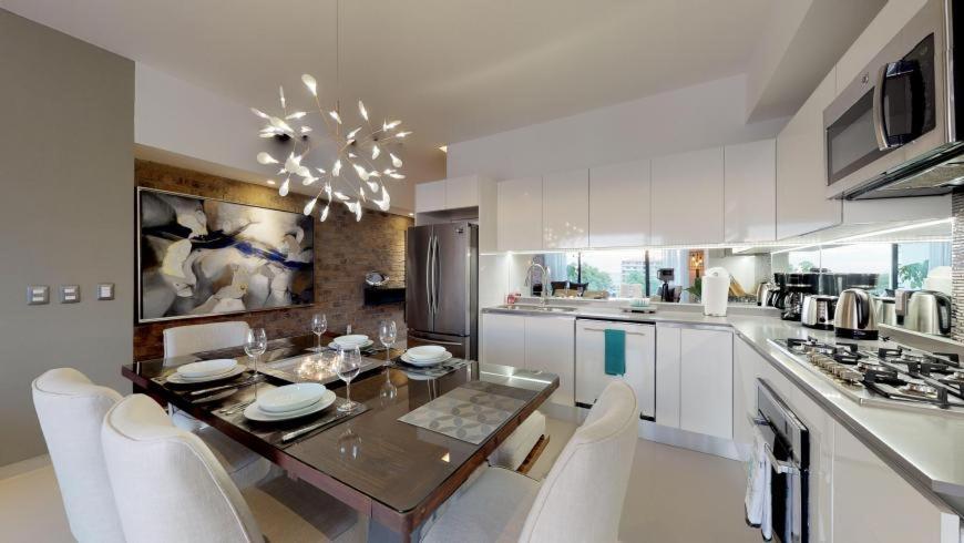 Relax In Style At Loft 268, Pool, Gym, Bbq Holiday home *