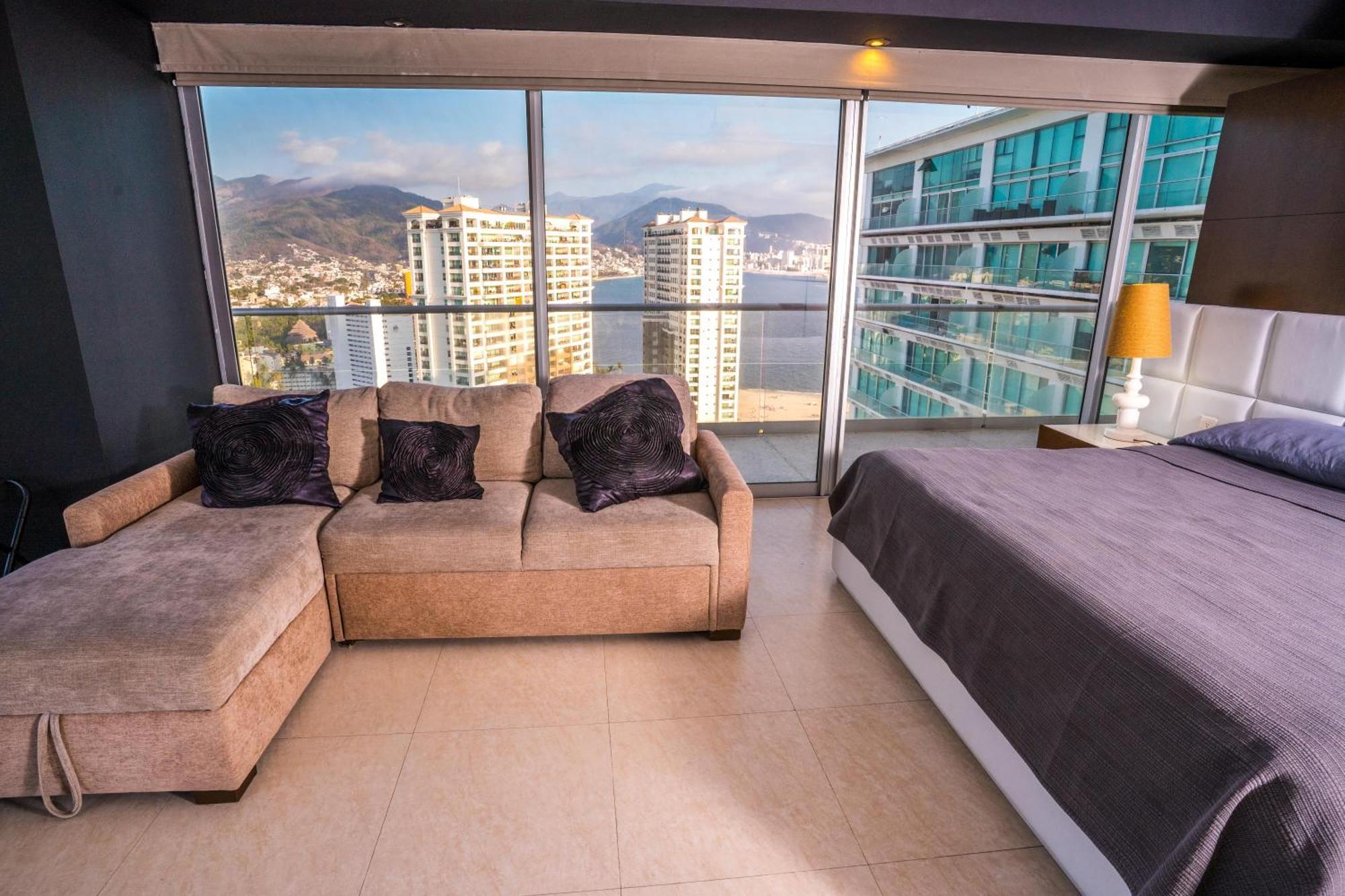 Peninsula Vallarta Apartment