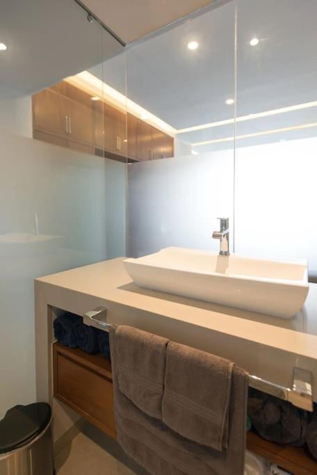 Apartment Harbor 13010 By Moikkarentals