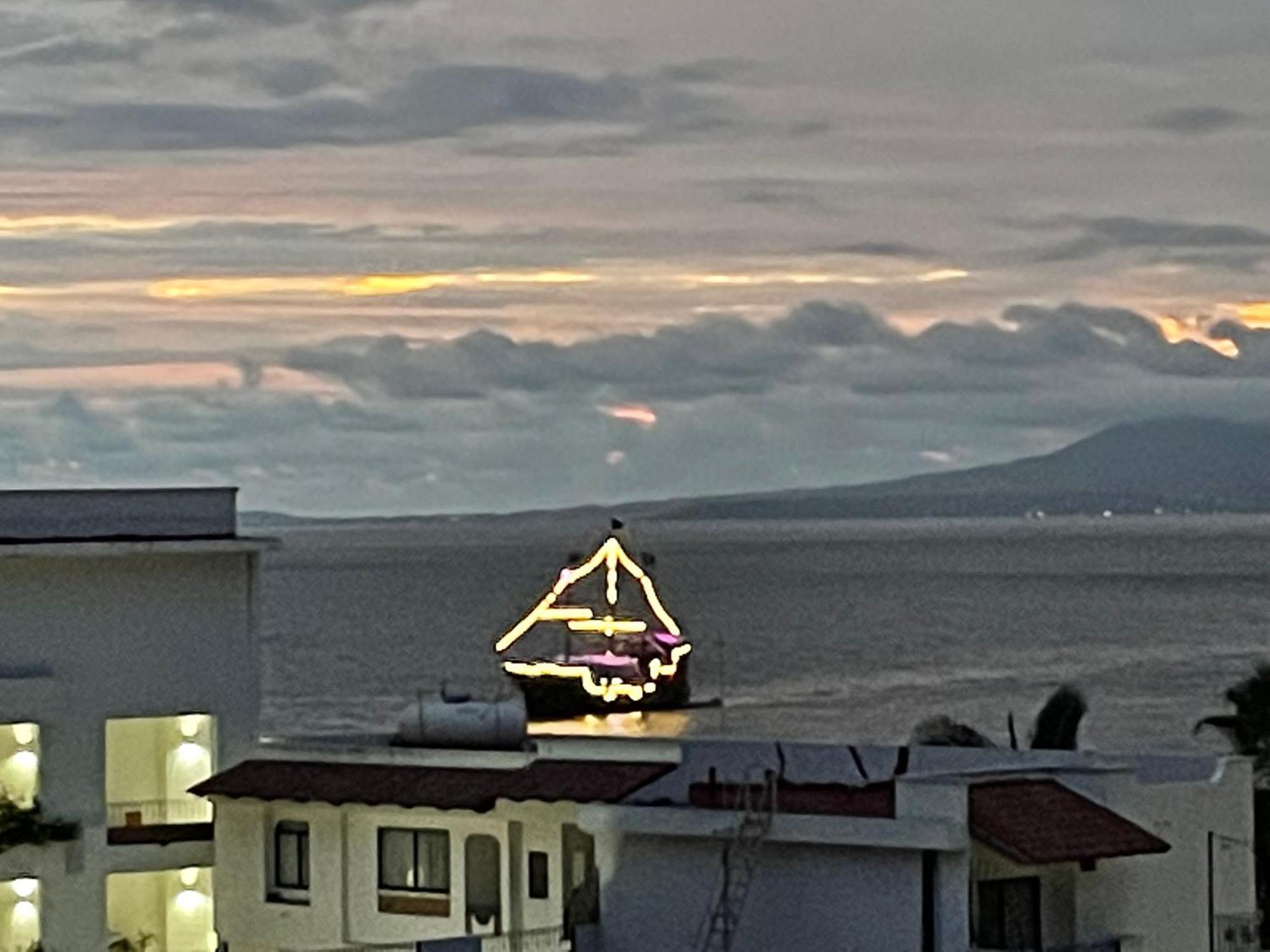 Dterrace Luxe 2bd 2ba Romantic Zone Muertos And Pier *