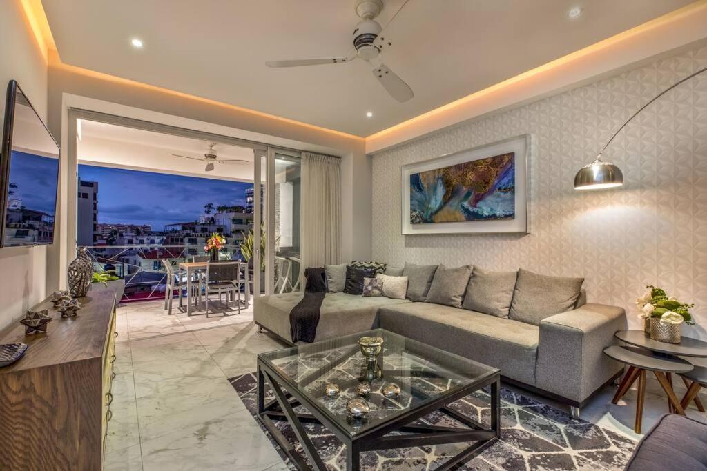 Dterrace Luxe 2bd 2ba Romantic Zone Muertos And Pier Apartment Puerto Vallarta