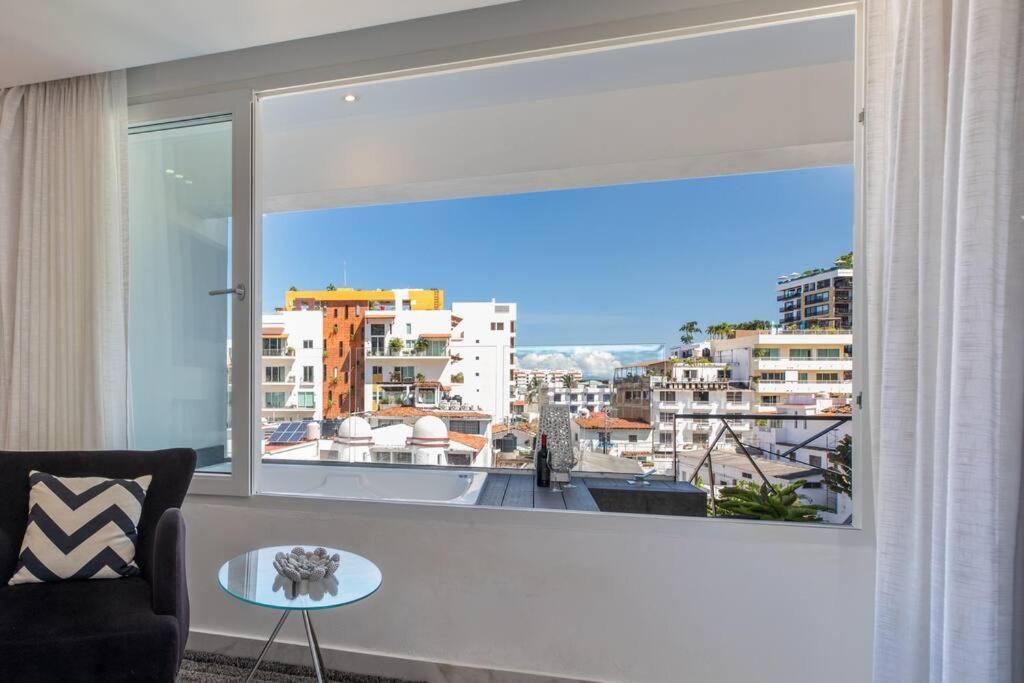 Dterrace Luxe 2bd 2ba Romantic Zone Muertos And Pier *