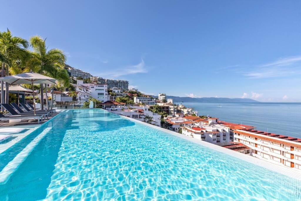 Dterrace Luxe 2bd 2ba Romantic Zone Muertos And Pier * Puerto Vallarta