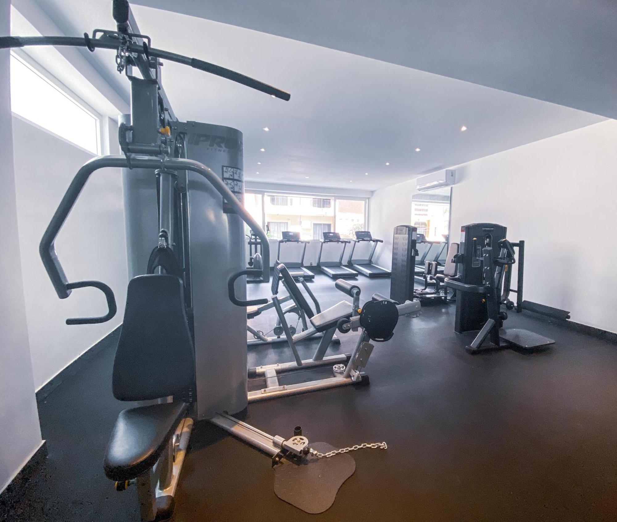 Lounge On Big Balcony, Pool And Gym * Puerto Vallarta