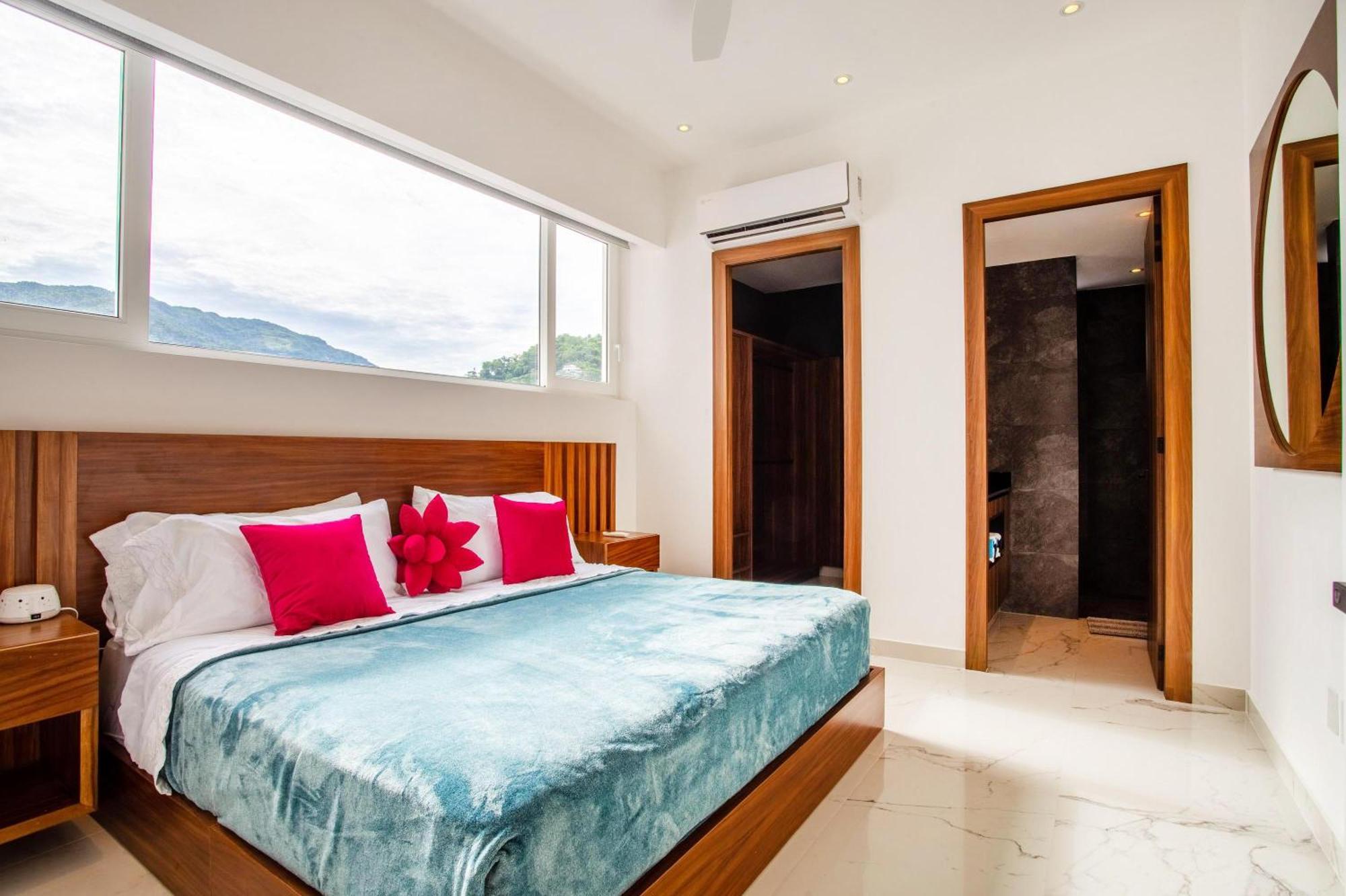 Holiday home Lounge On Big Balcony, Pool And Gym *