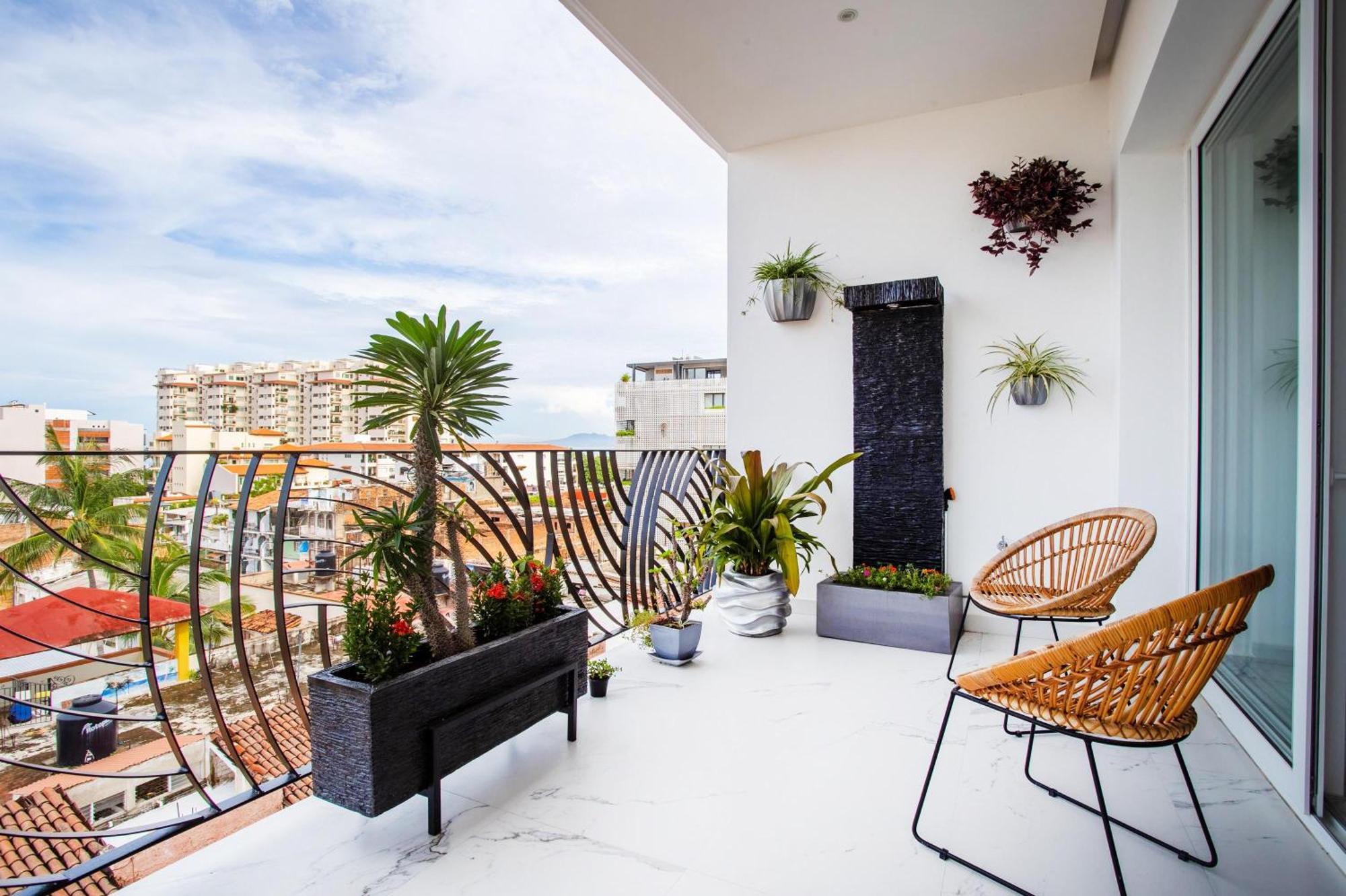 Holiday home Lounge On Big Balcony, Pool And Gym Puerto Vallarta