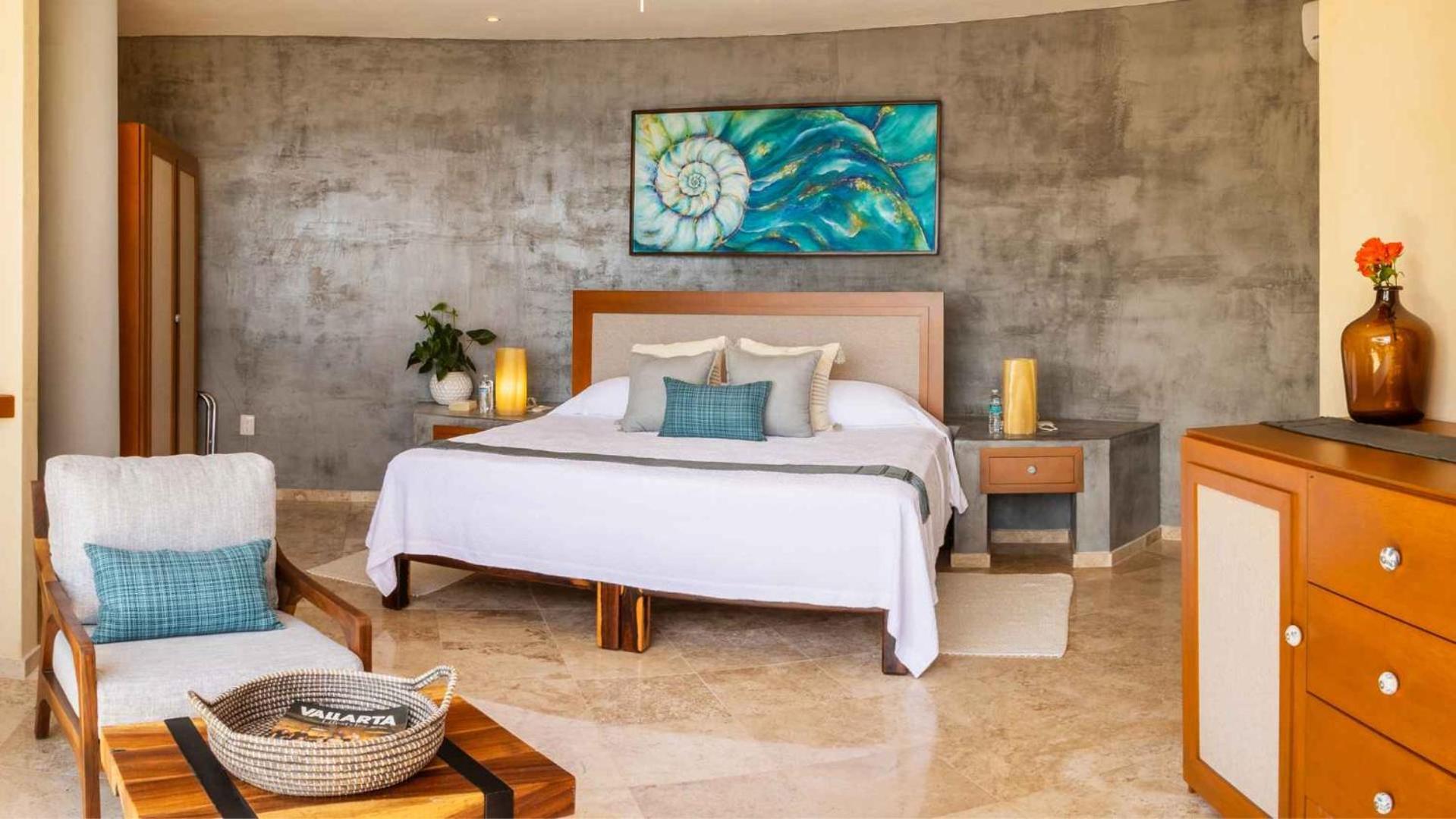 Oceanfront 15 Bedroom For 28 Guests *