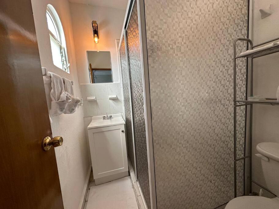 Your In Paradise Sleeps 11 Holiday home