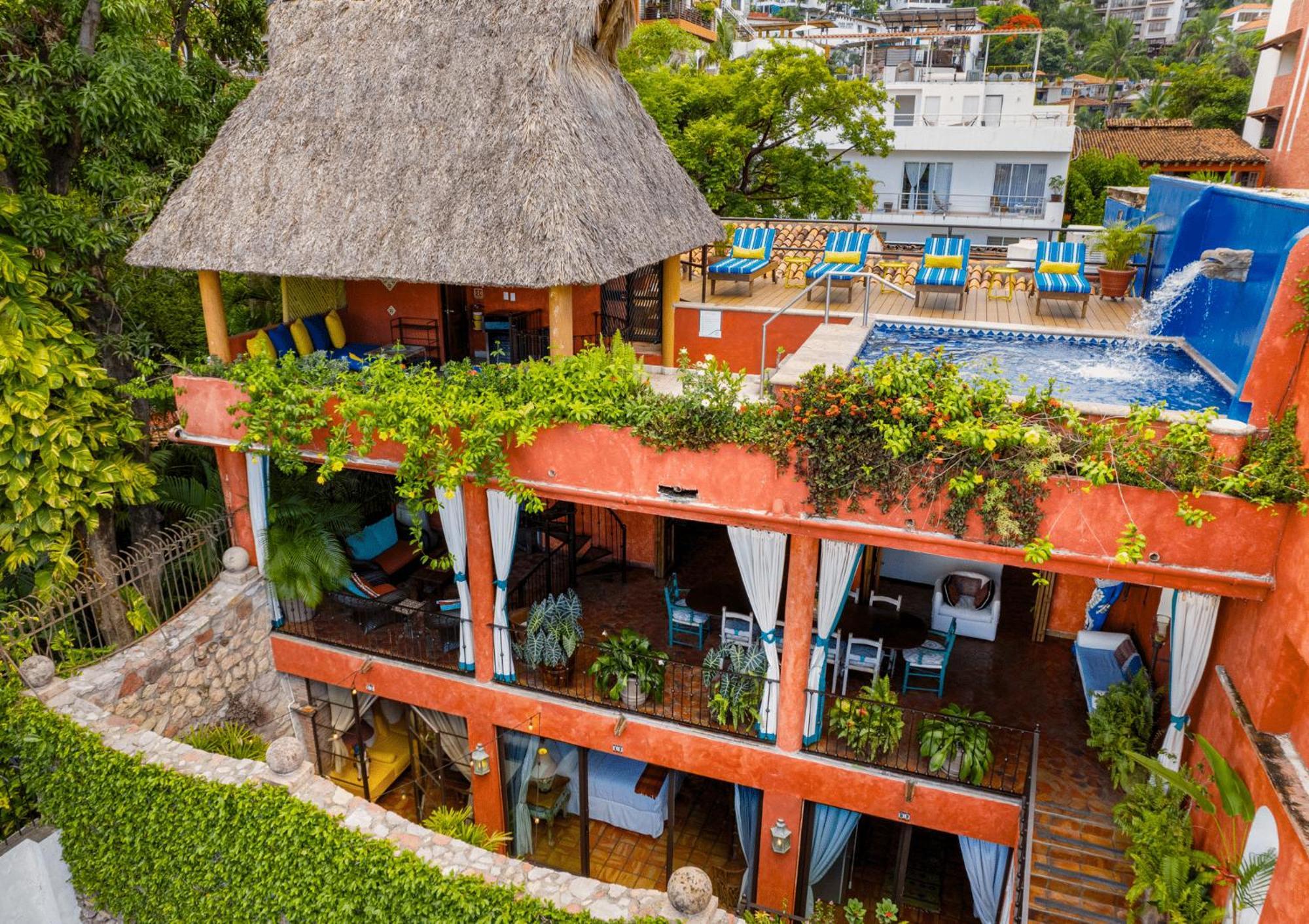 Lola - Adults Only Bed & Breakfast