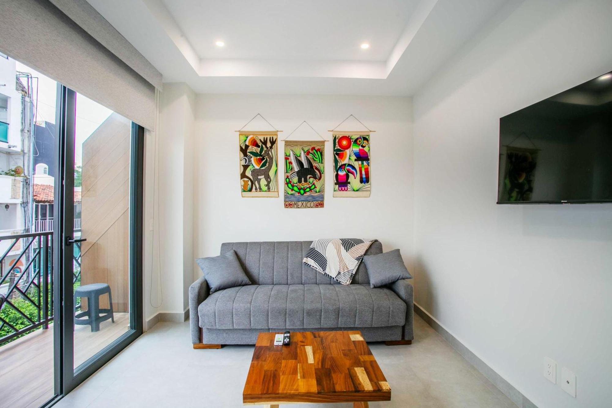 New 1br In Downtown Near The