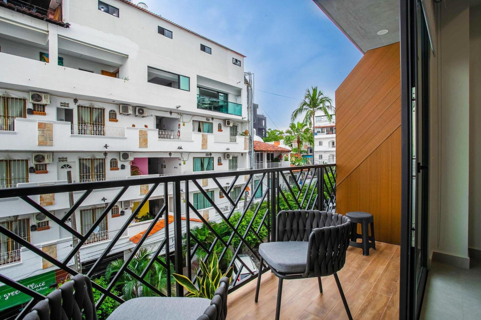 New 1br In Downtown Near The Puerto Vallarta