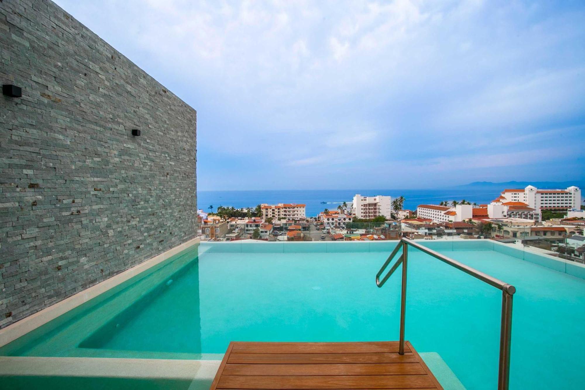 New 1br In Downtown Near The Holiday home Puerto Vallarta