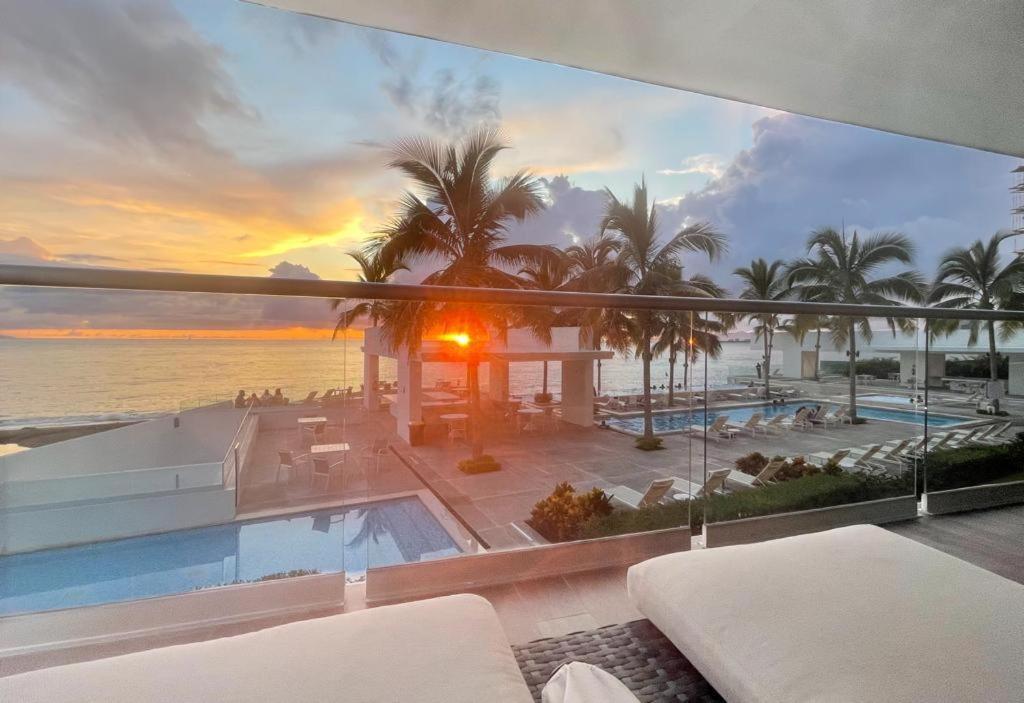 Beachfront X-large Corner Unit-2 Bdr- Ocean View Holiday home Puerto Vallarta