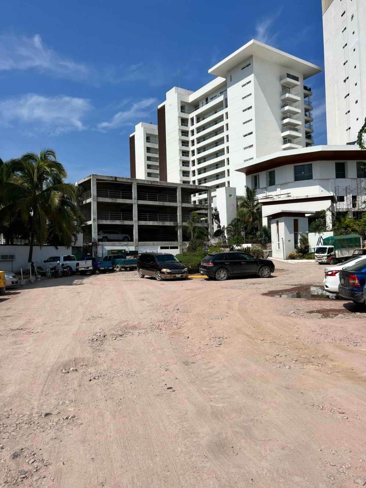 Holiday home Beachfront X-large Corner Unit-2 Bdr- Ocean View *