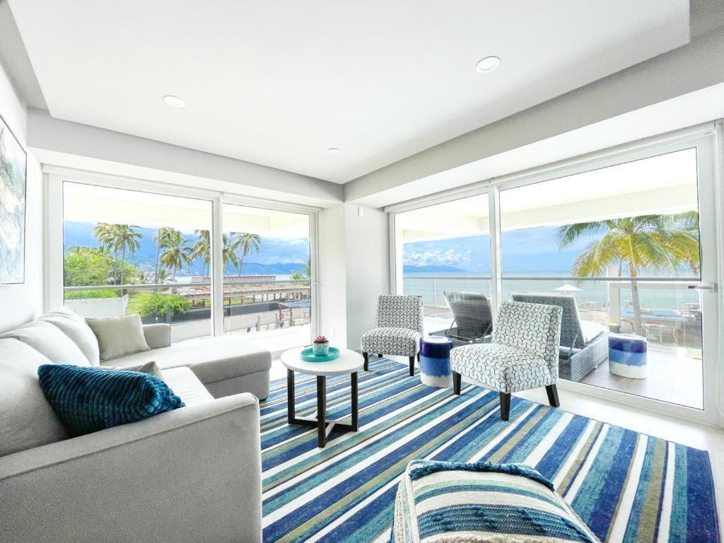 Beachfront X-large Corner Unit-2 Bdr- Ocean View Puerto Vallarta