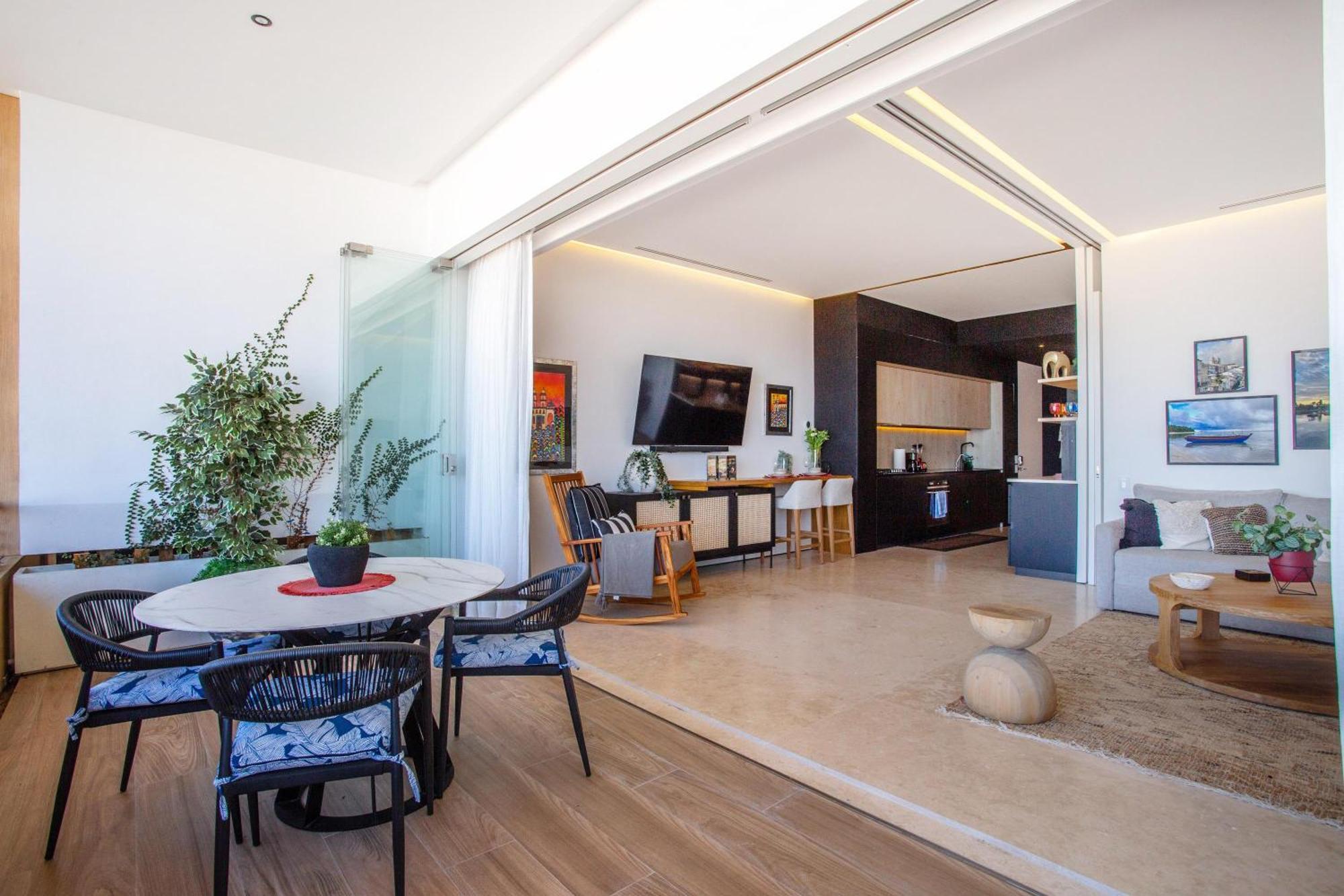 Soho Pv 9th Fl Retreat With Workspace Holiday home *