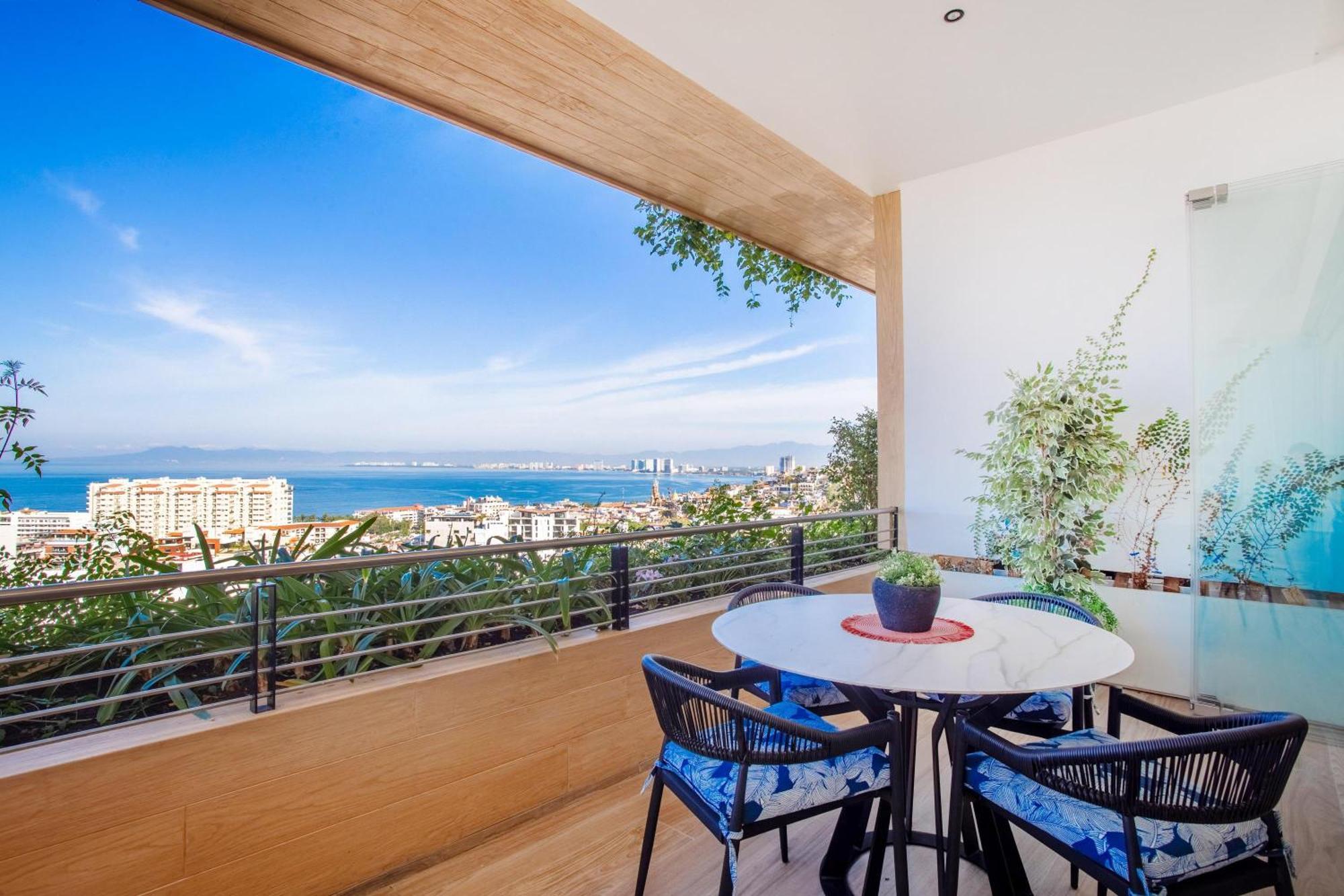 Soho Pv 9th Fl Retreat With Workspace Holiday home *