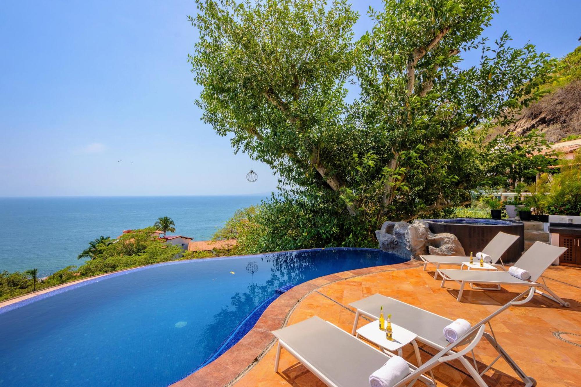 Divina Luxury Boutique - Adults Only 5*