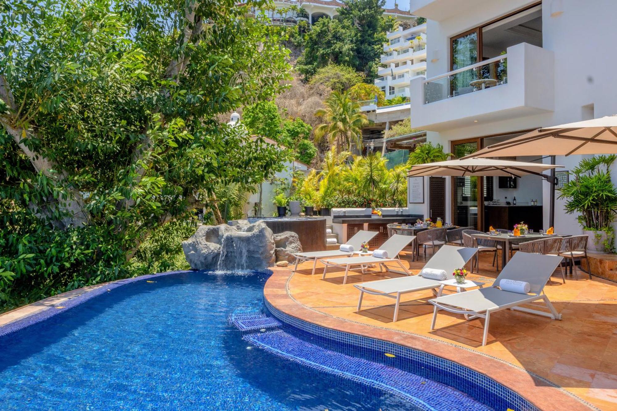 Divina Luxury Boutique - Adults Only Hotel 5*