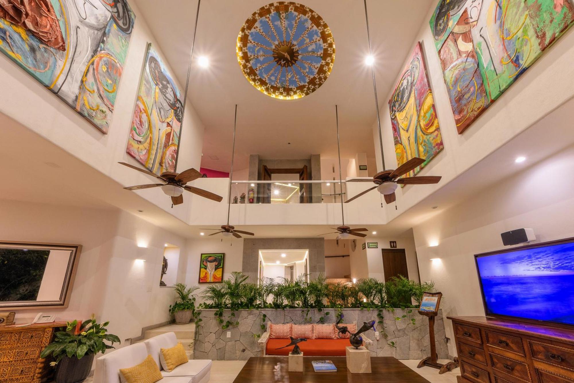 Divina Luxury Boutique - Adults Only