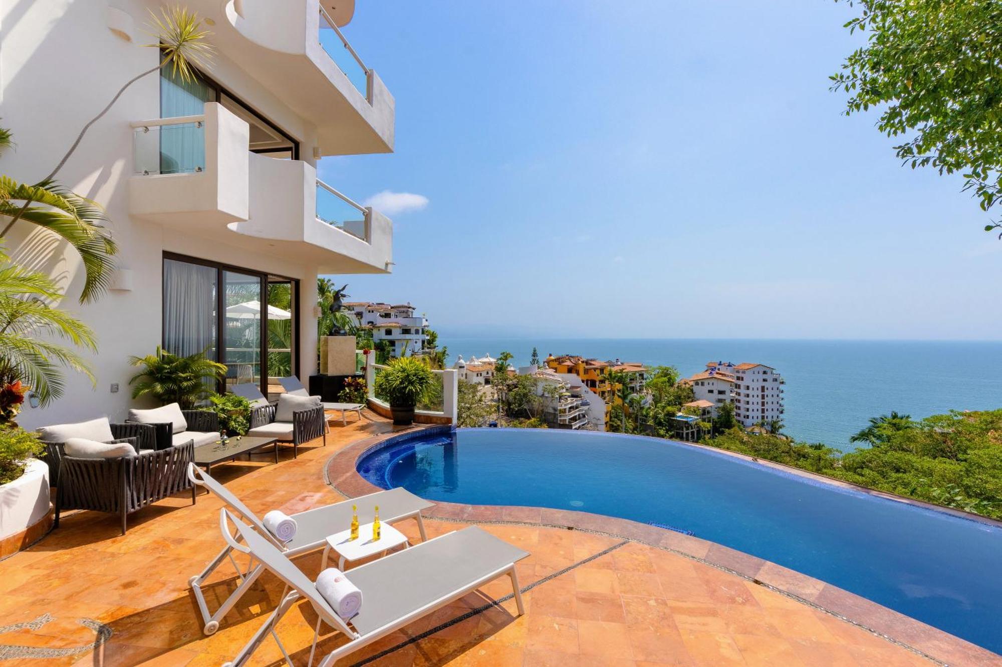 Divina Luxury Boutique - Adults Only 5*