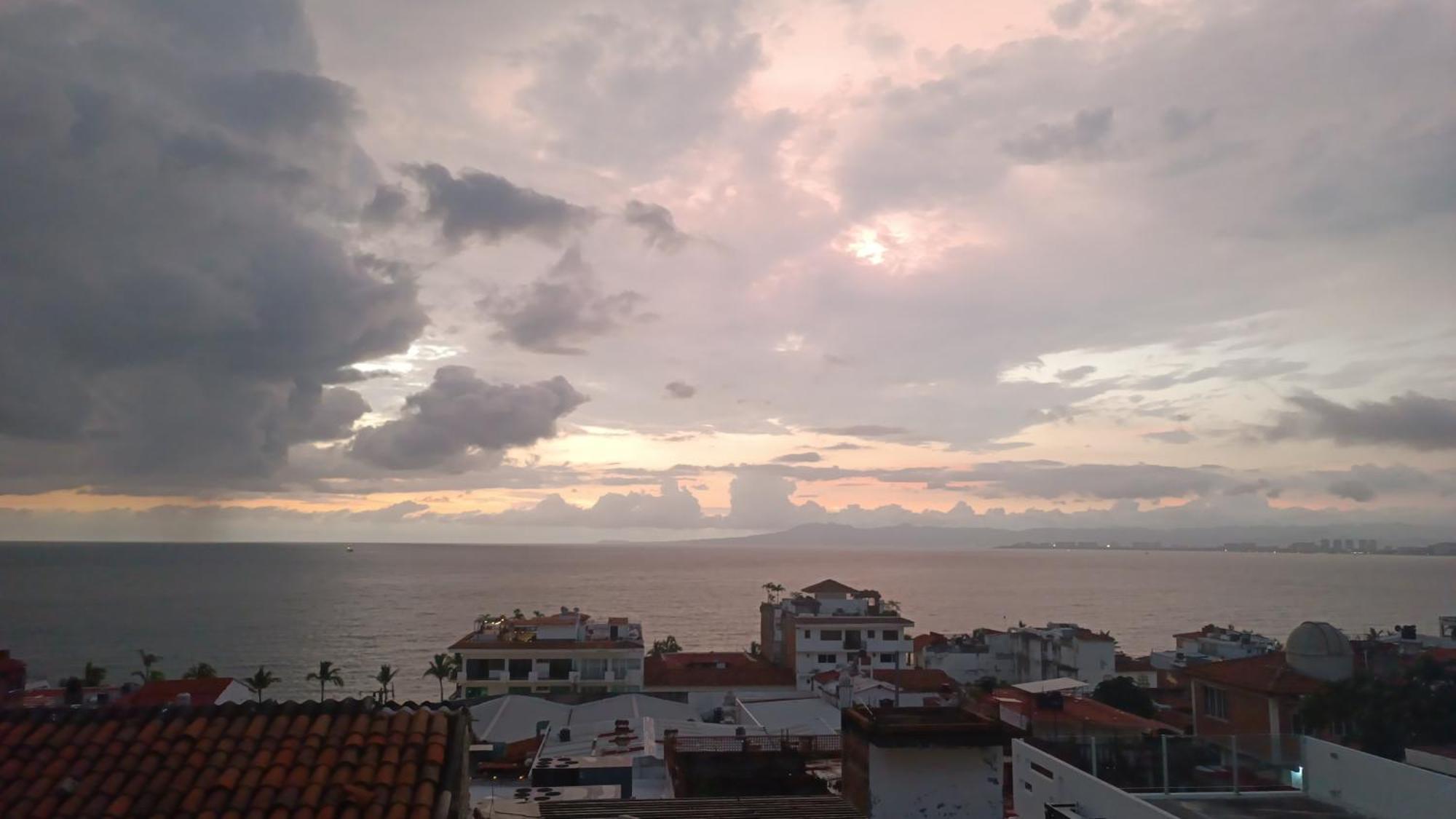 Con Terraza Y Privadas Vista Mar Cerca Malecon * Puerto Vallarta