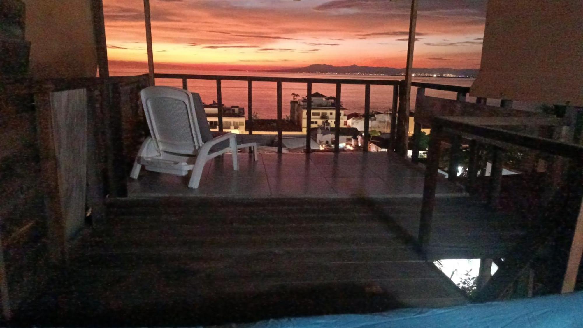 Con Terraza Y Privadas Vista Mar Cerca Malecon