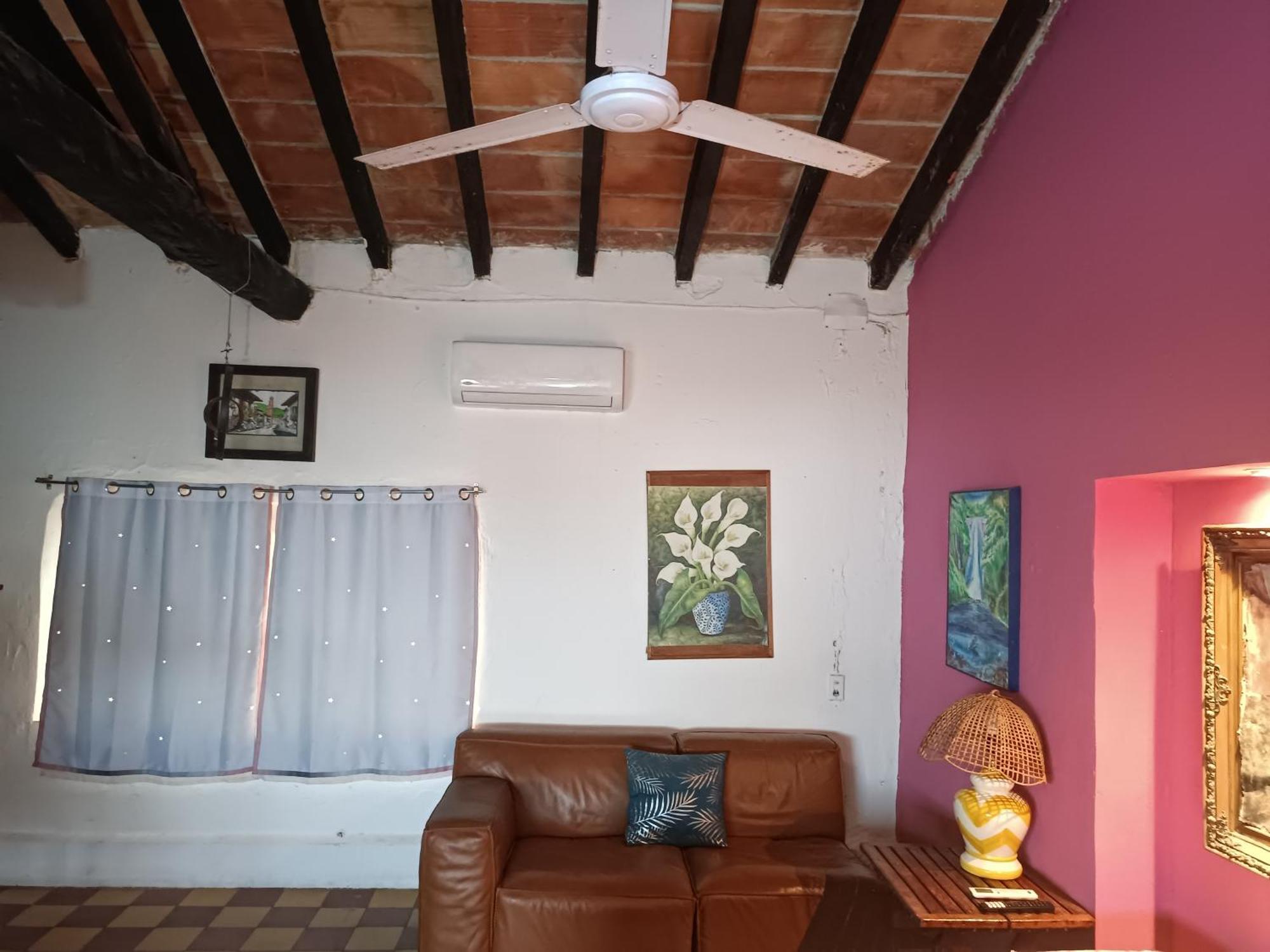 Con Terraza Y Privadas Vista Mar Cerca Malecon *