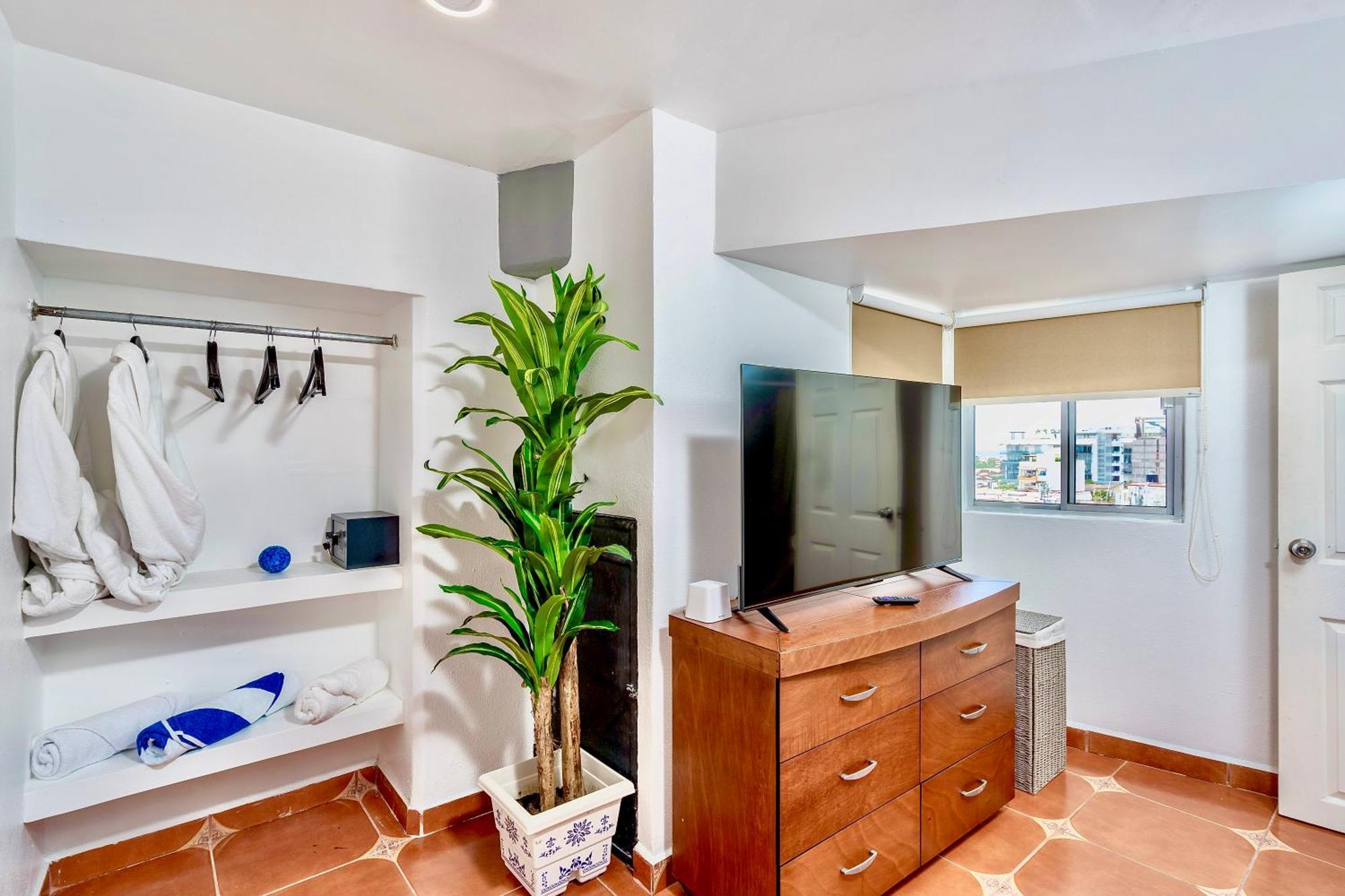 Just Beachy Pv Apartment *