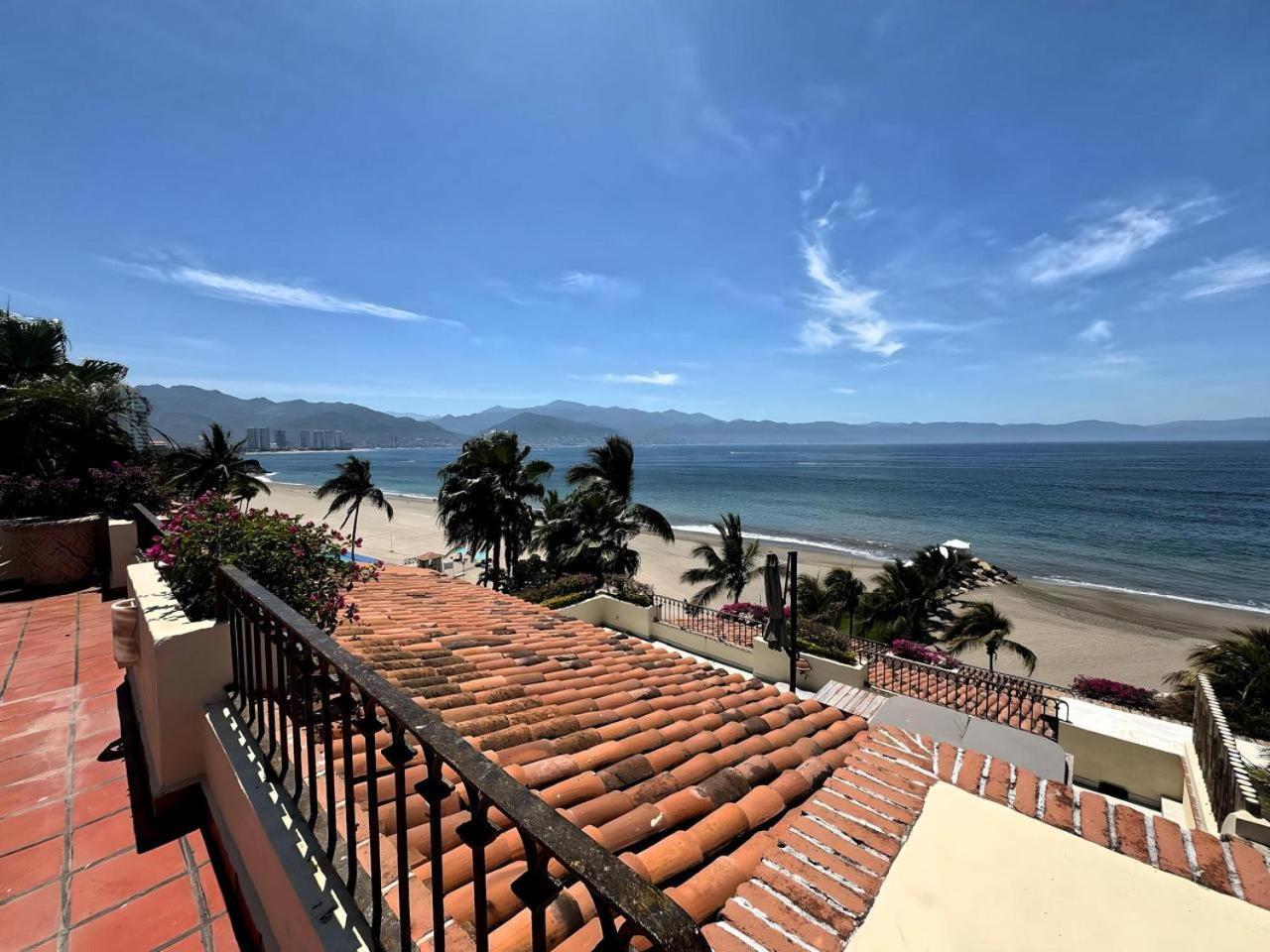 Beachfront With 3 Pools Gym Kids Club And Tennis *