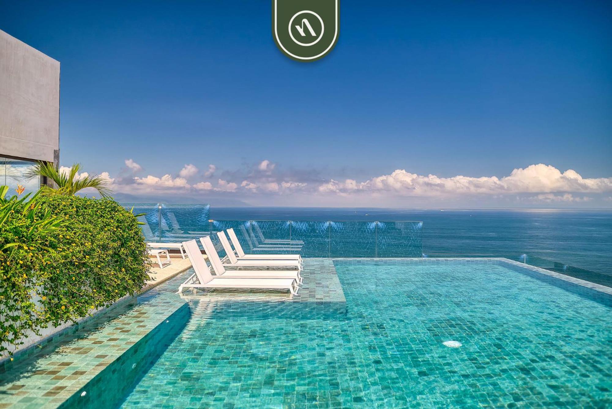 Luxury 1 Bedroom In Romantic Zone - Infinity Pool Apartment *