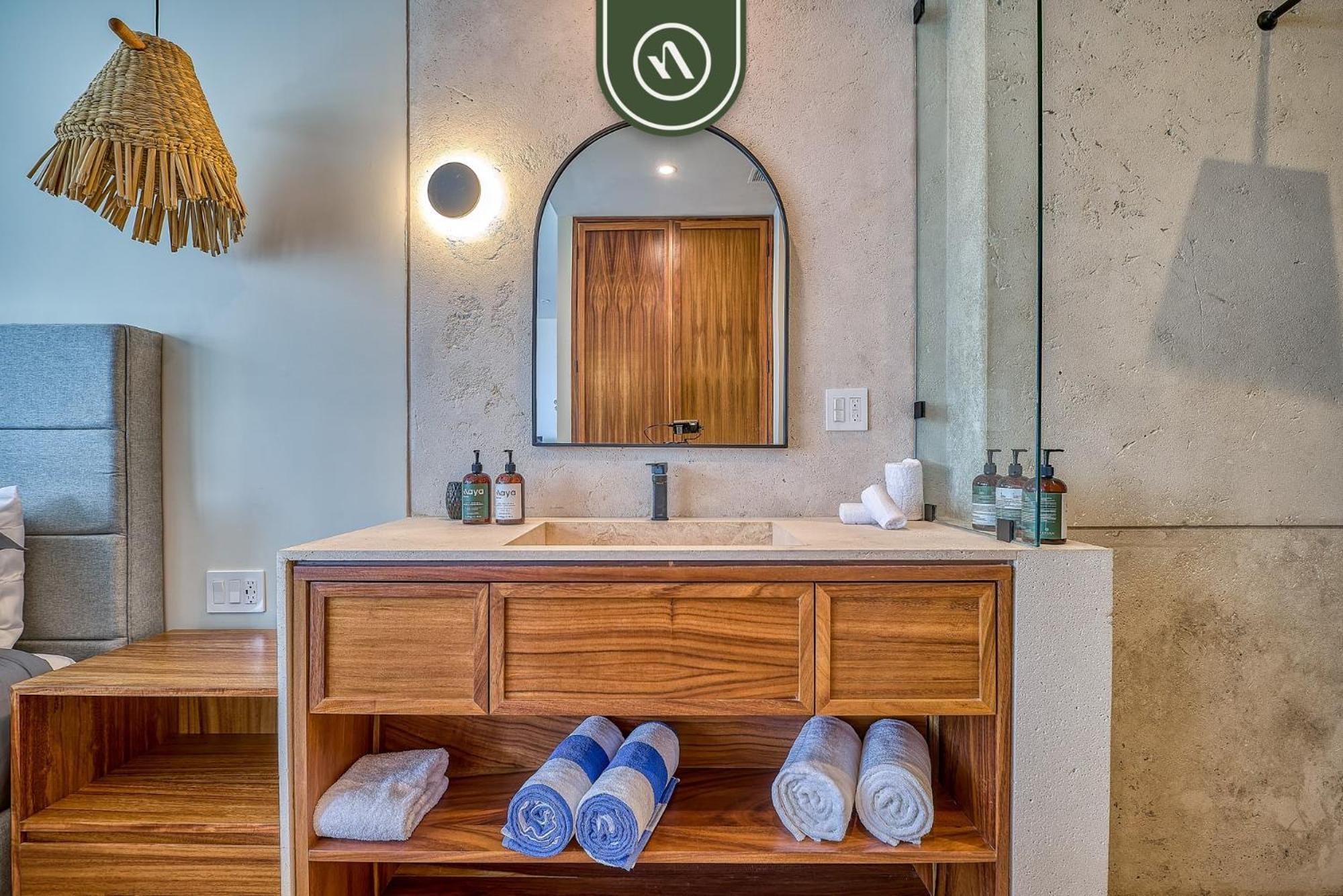 Luxury 1 Bedroom In Romantic Zone - Infinity Pool Puerto Vallarta