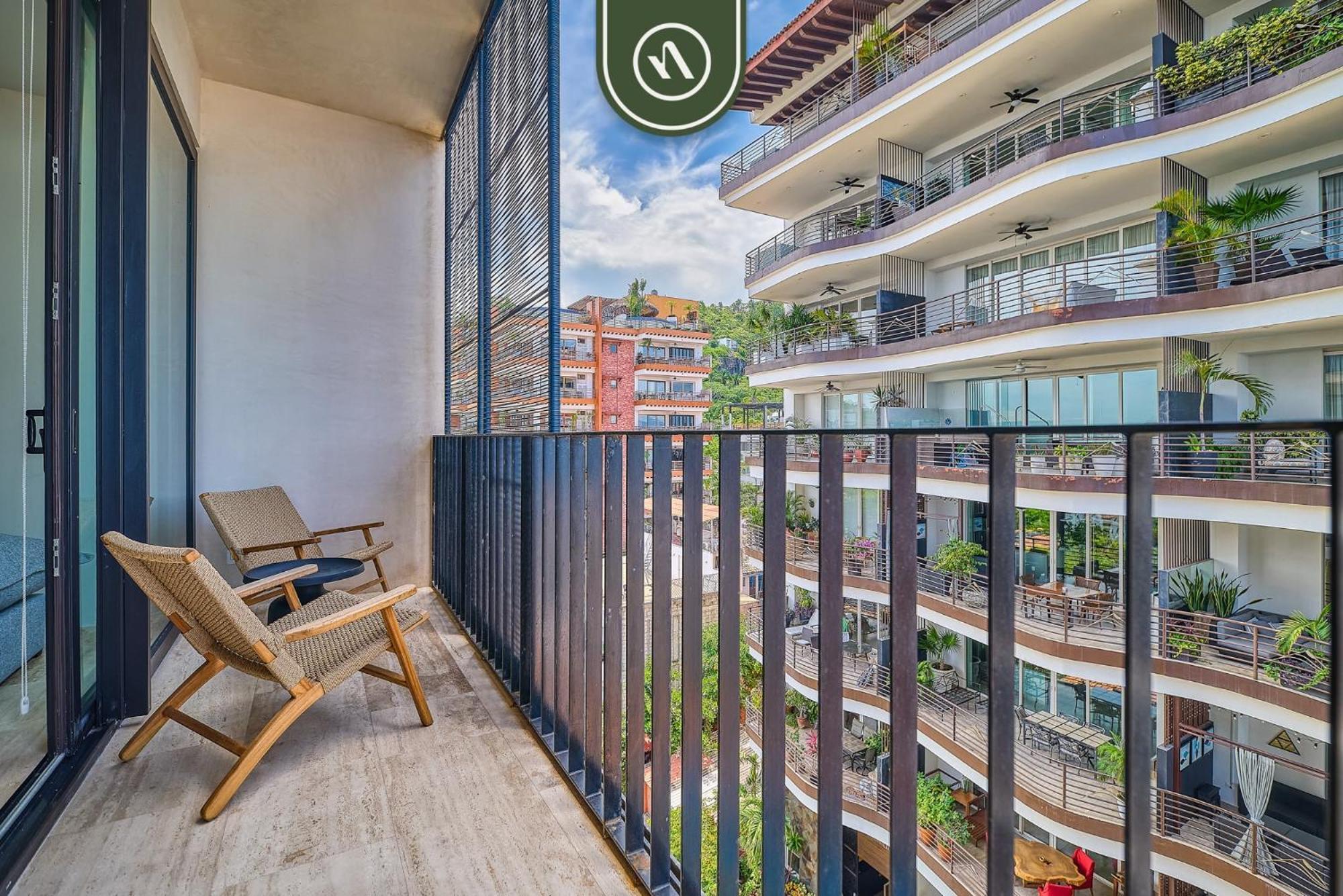 Luxury 1 Bedroom In Romantic Zone - Infinity Pool Apartment
