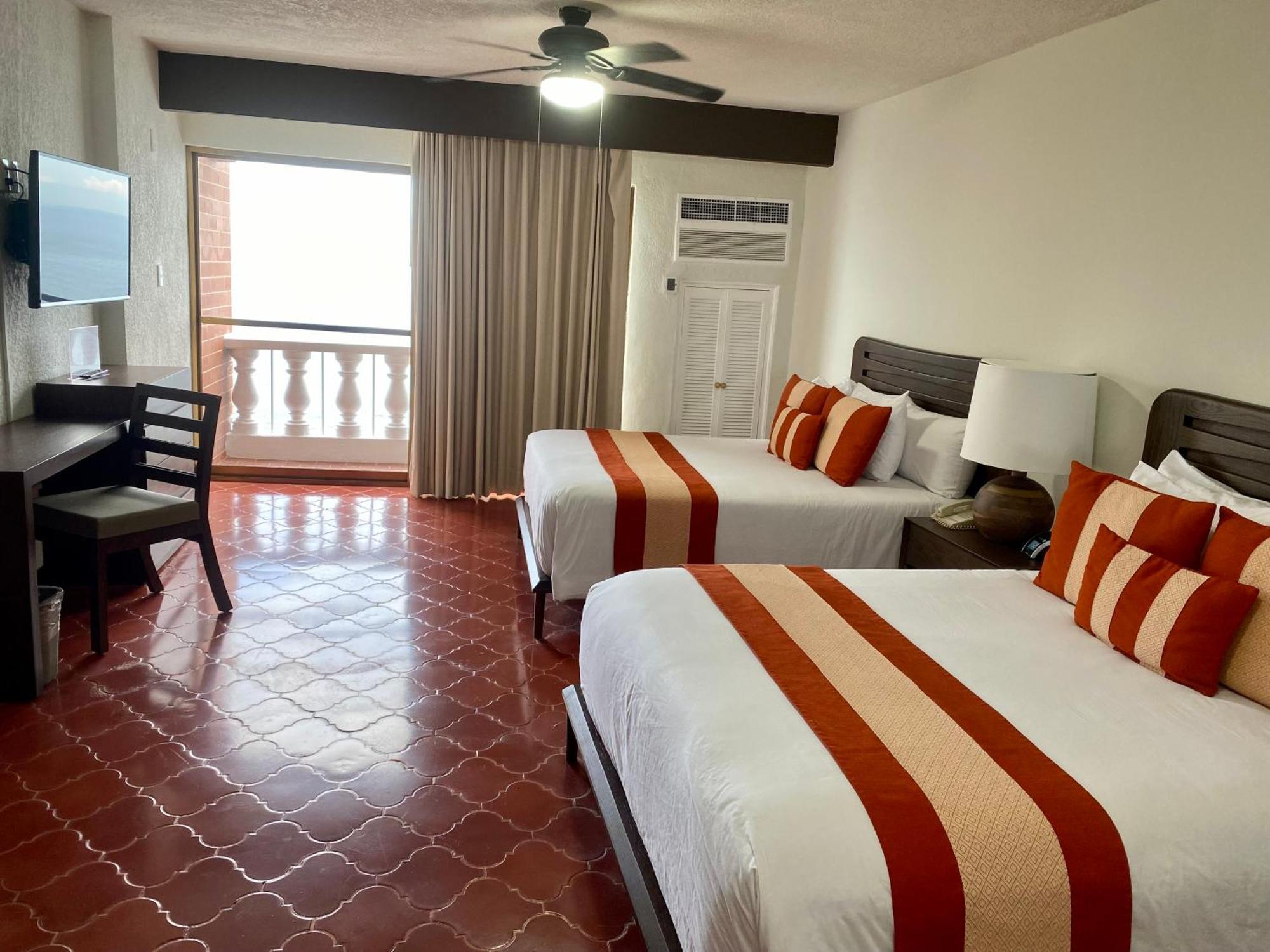 Costa Sur & Resort Puerto Vallarta