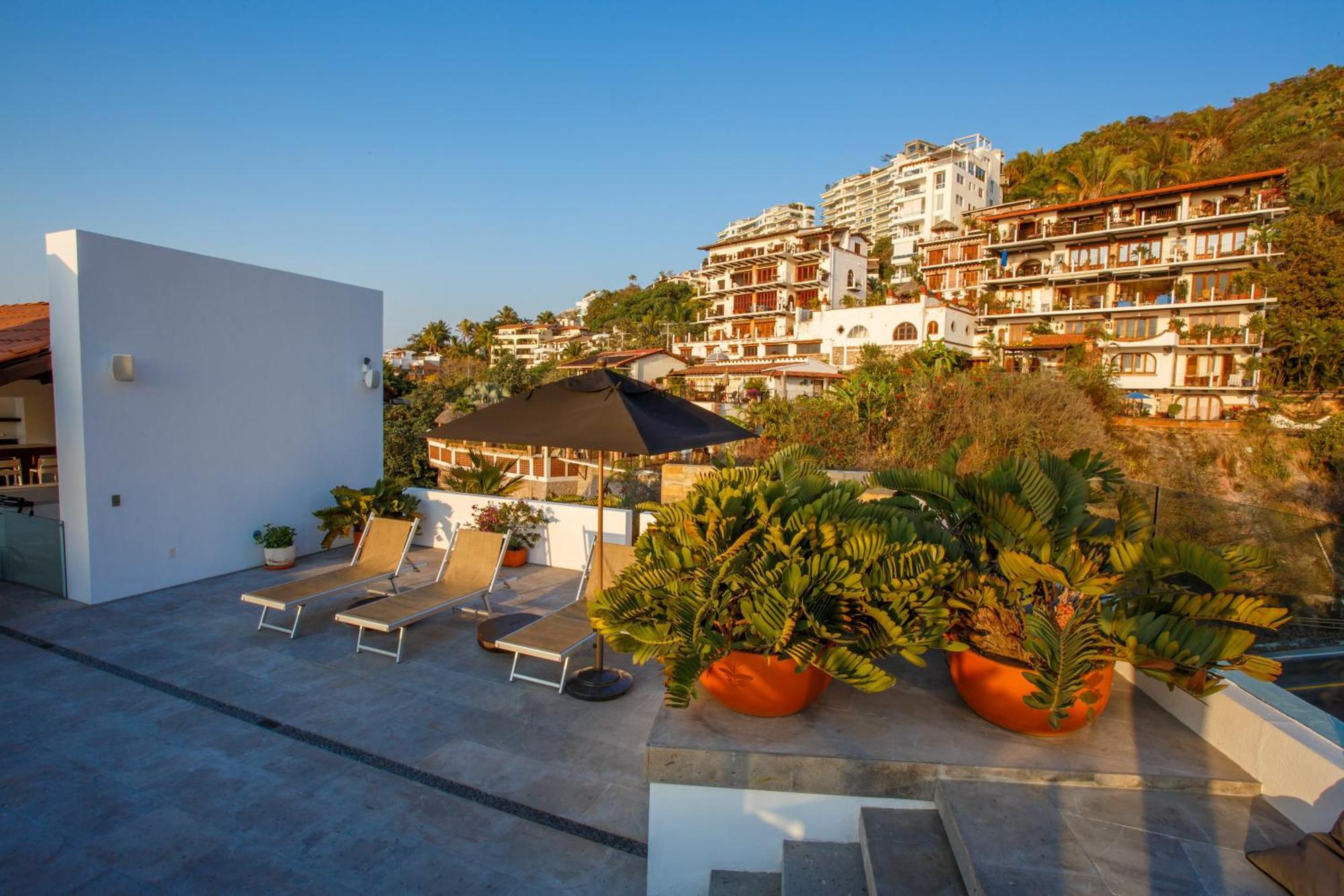1 Bedroom Stunning View 1200 Sf Loft Penthouse With 2 Bathrooms Apartamento Puerto Vallarta
