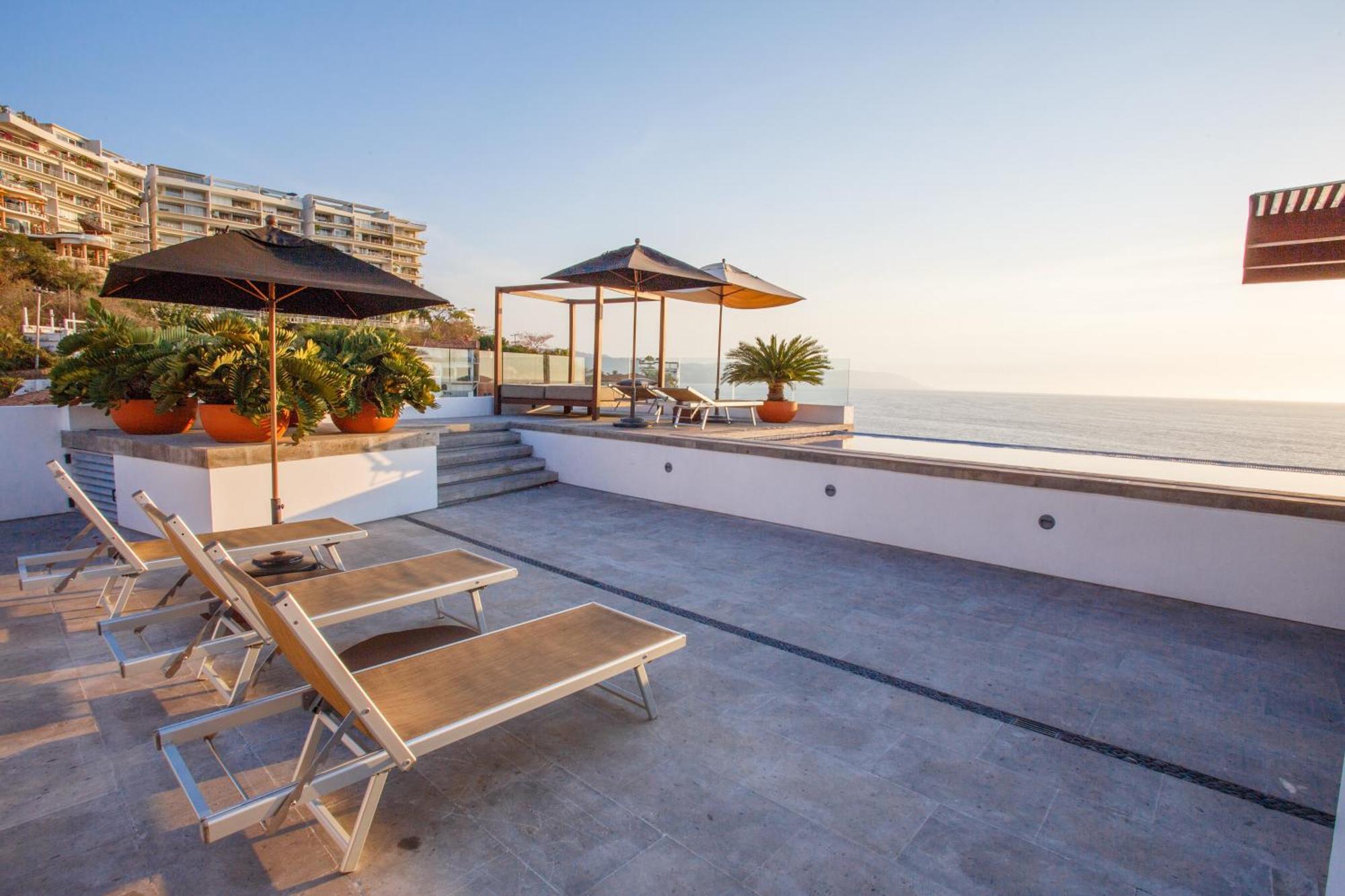1 Bedroom Stunning View 1200 Sf Loft Penthouse With 2 Bathrooms Puerto Vallarta