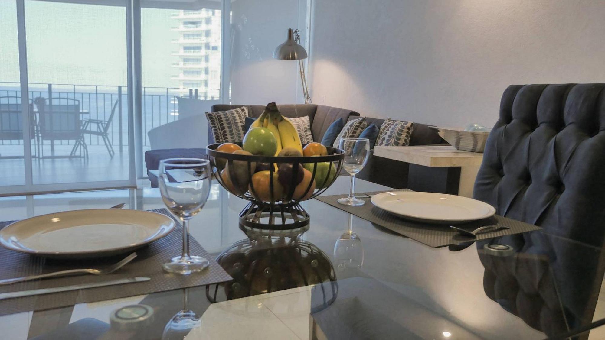 Beachfront Chic - Perfect 4home Office! *