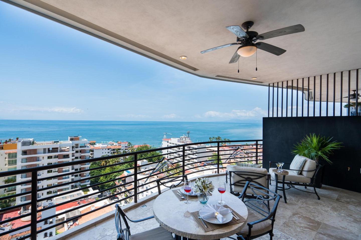 Apartment Pinnacle 180 Puerto Vallarta