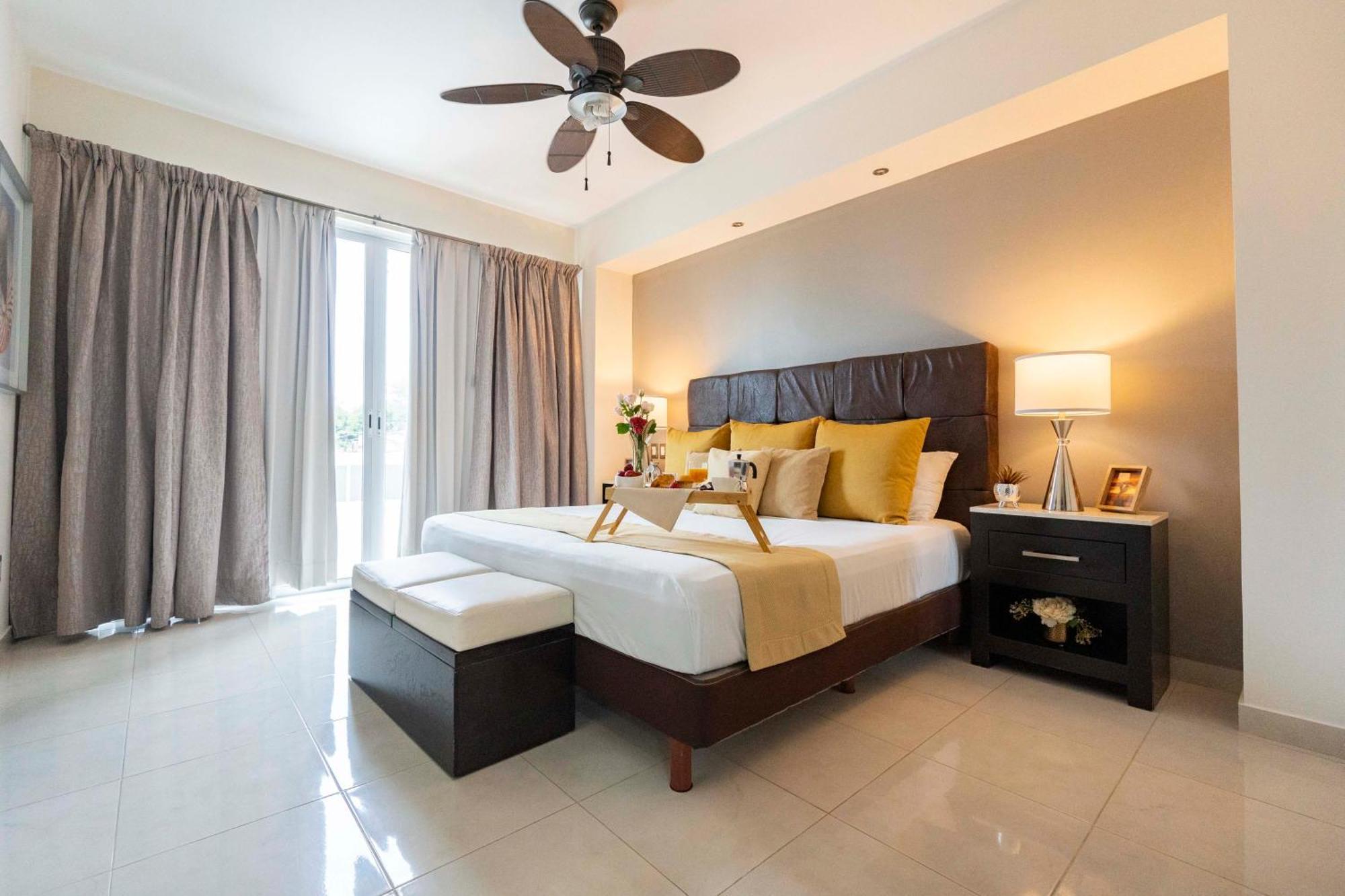 Apartments, 10min Drive, Shared Pool And Bbq *