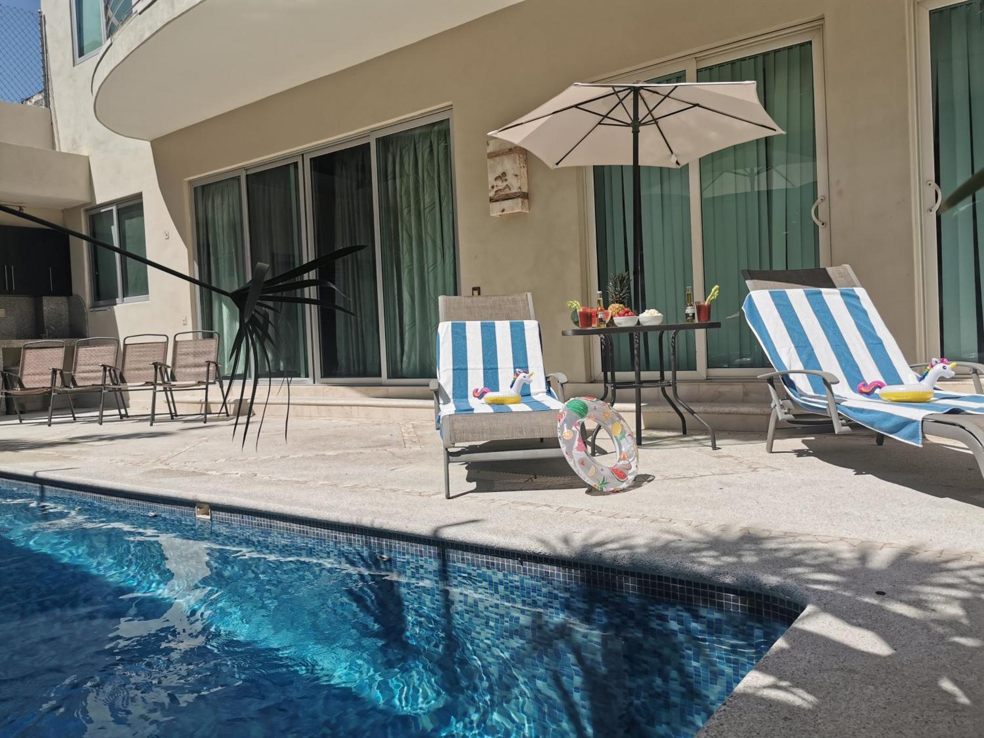 Apartments, 10min Drive, Shared Pool And Bbq