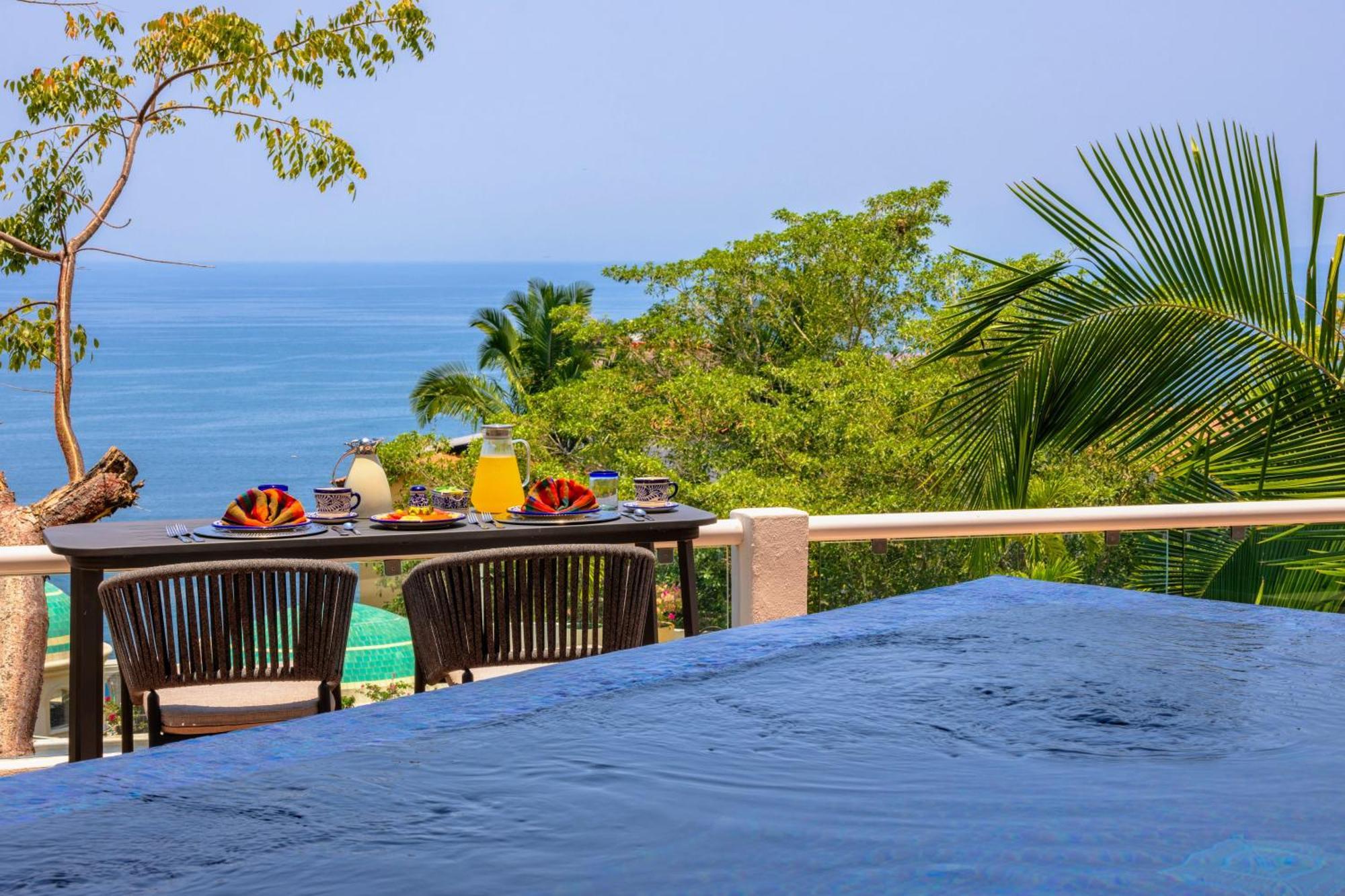 Divina Luxury Boutique - Adults Only Hotel 5*