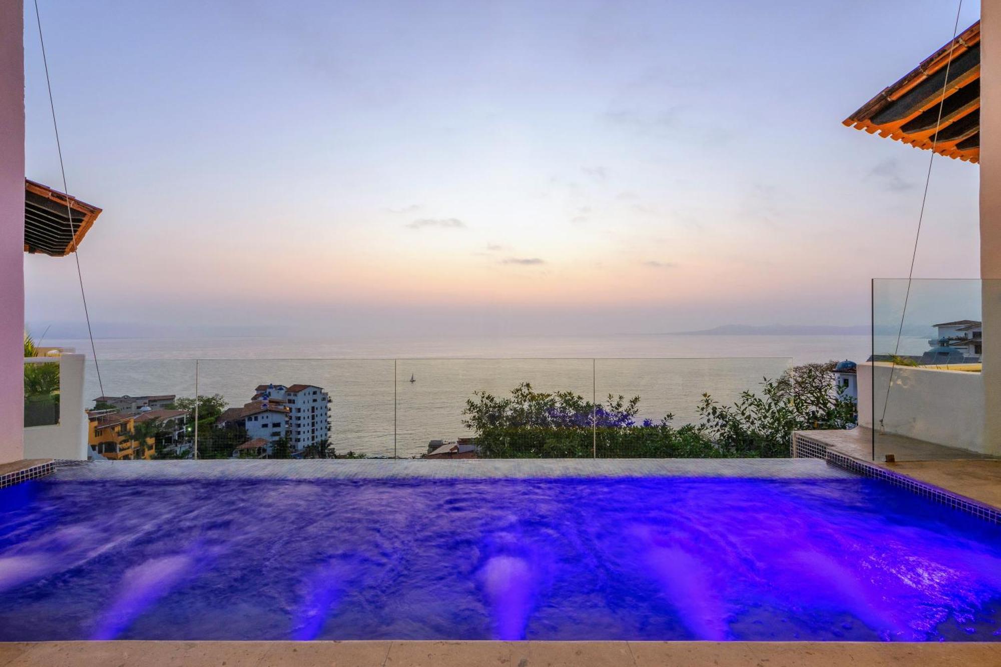 Divina Luxury Boutique - Adults Only Puerto Vallarta