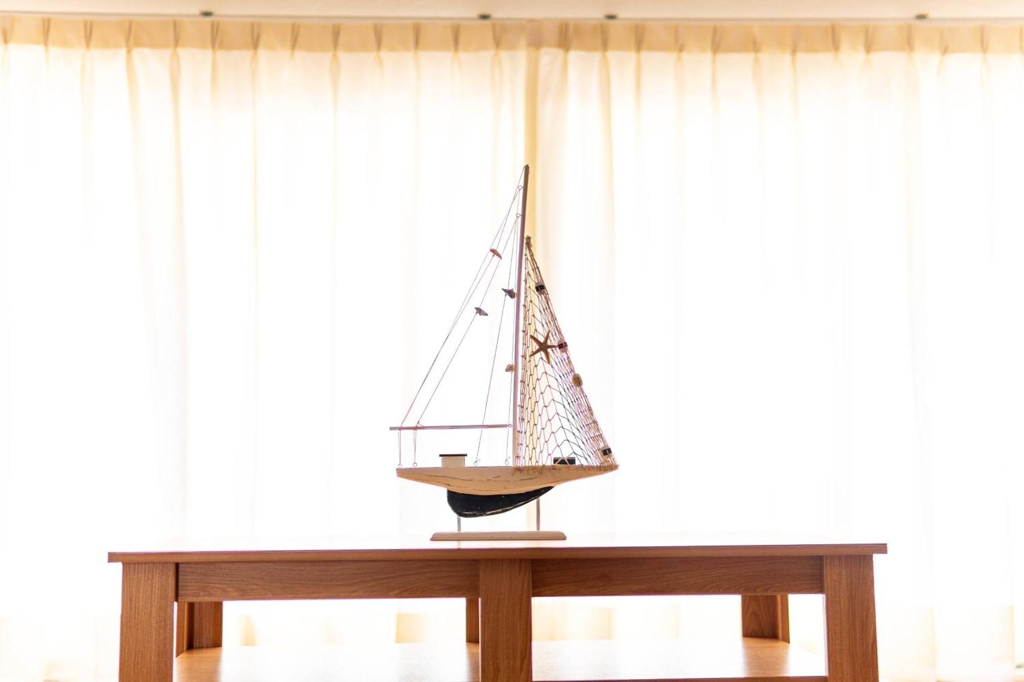 Spacious With Ensuite And Work Desk