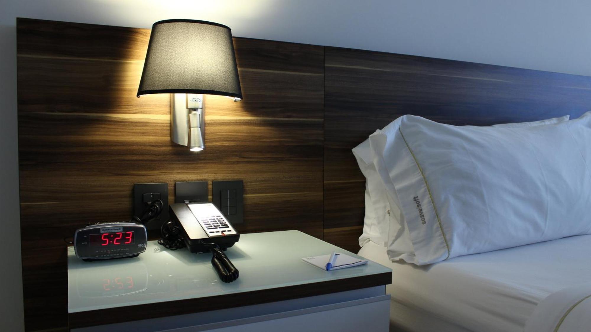 Express By Ihg Hotel 4*
