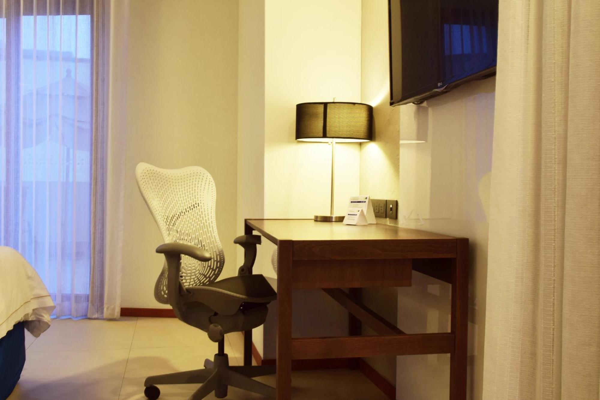 Express By Ihg Hotel Puerto Vallarta