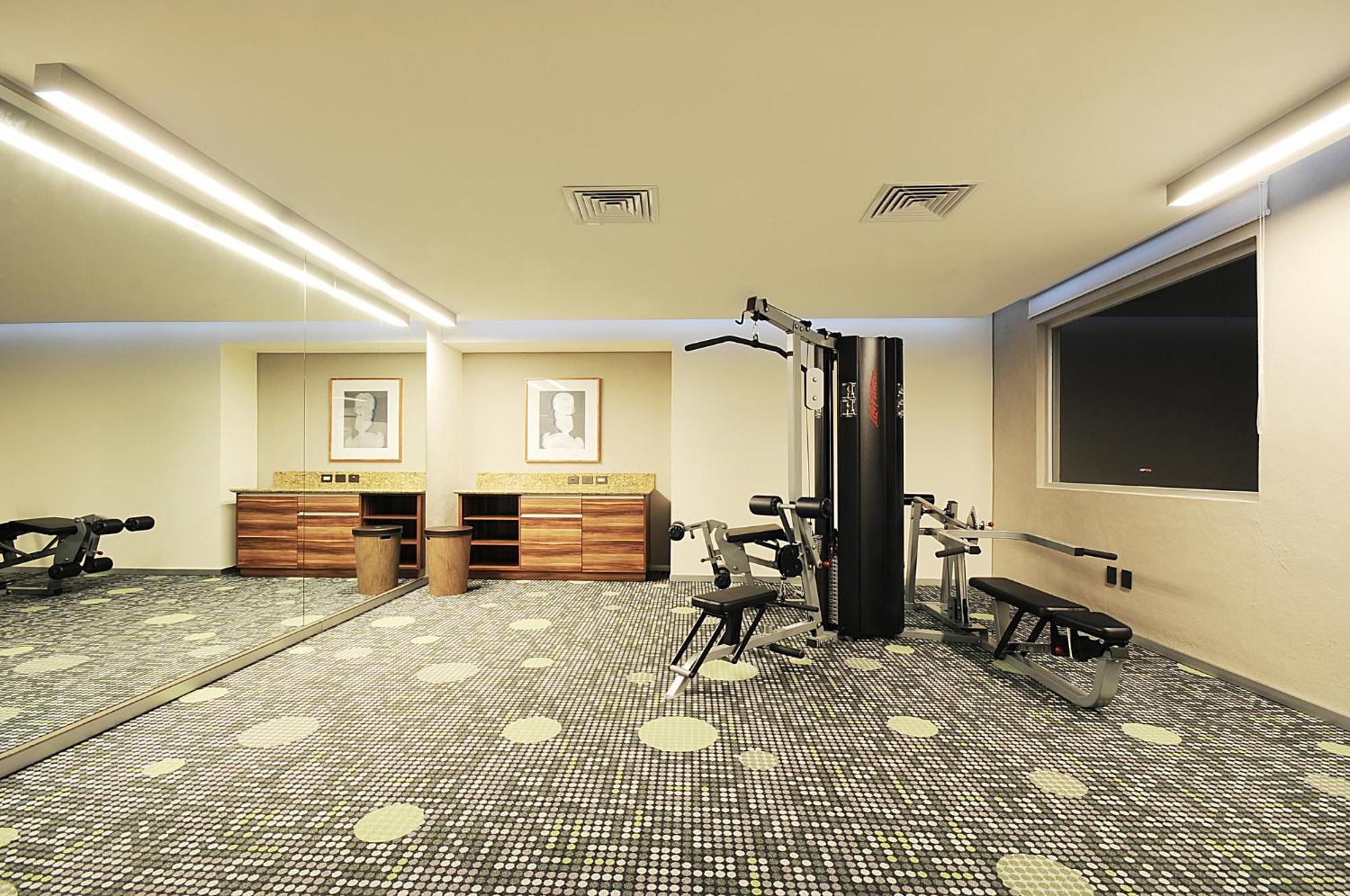 Express By Ihg 4*