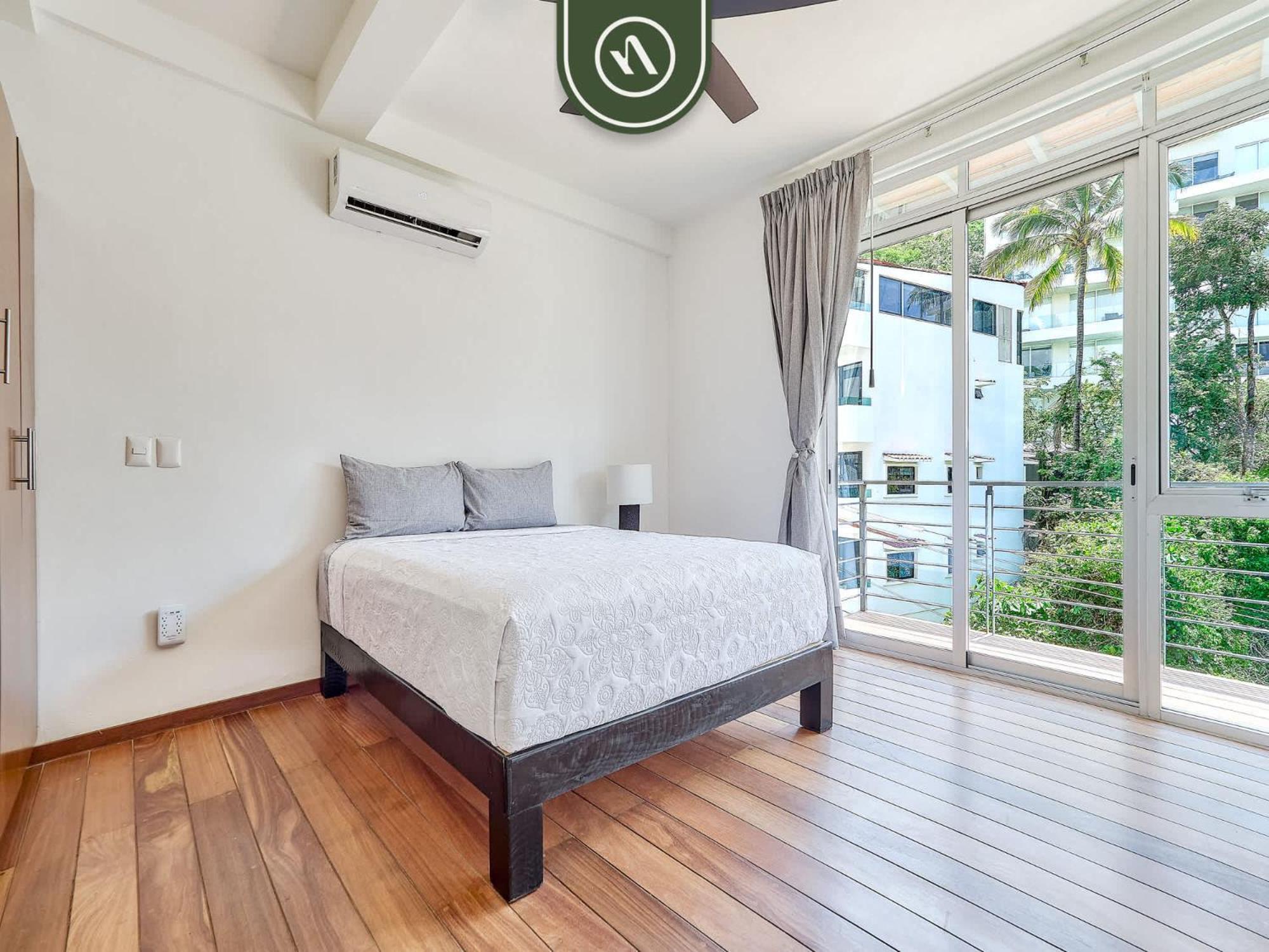 Ecofriendly 2br - Private Jacuzzi - Rooftop Apartment